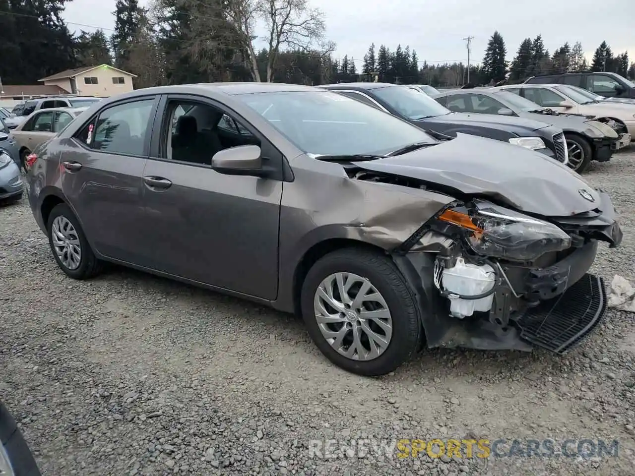 4 Photograph of a damaged car 2T1BURHE6KC138619 TOYOTA COROLLA 2019