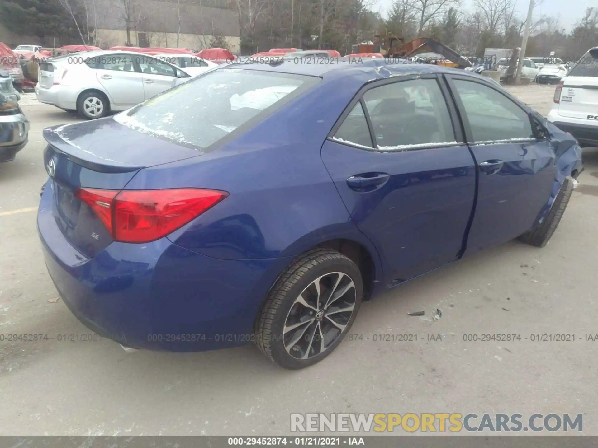 4 Photograph of a damaged car 2T1BURHE6KC139415 TOYOTA COROLLA 2019