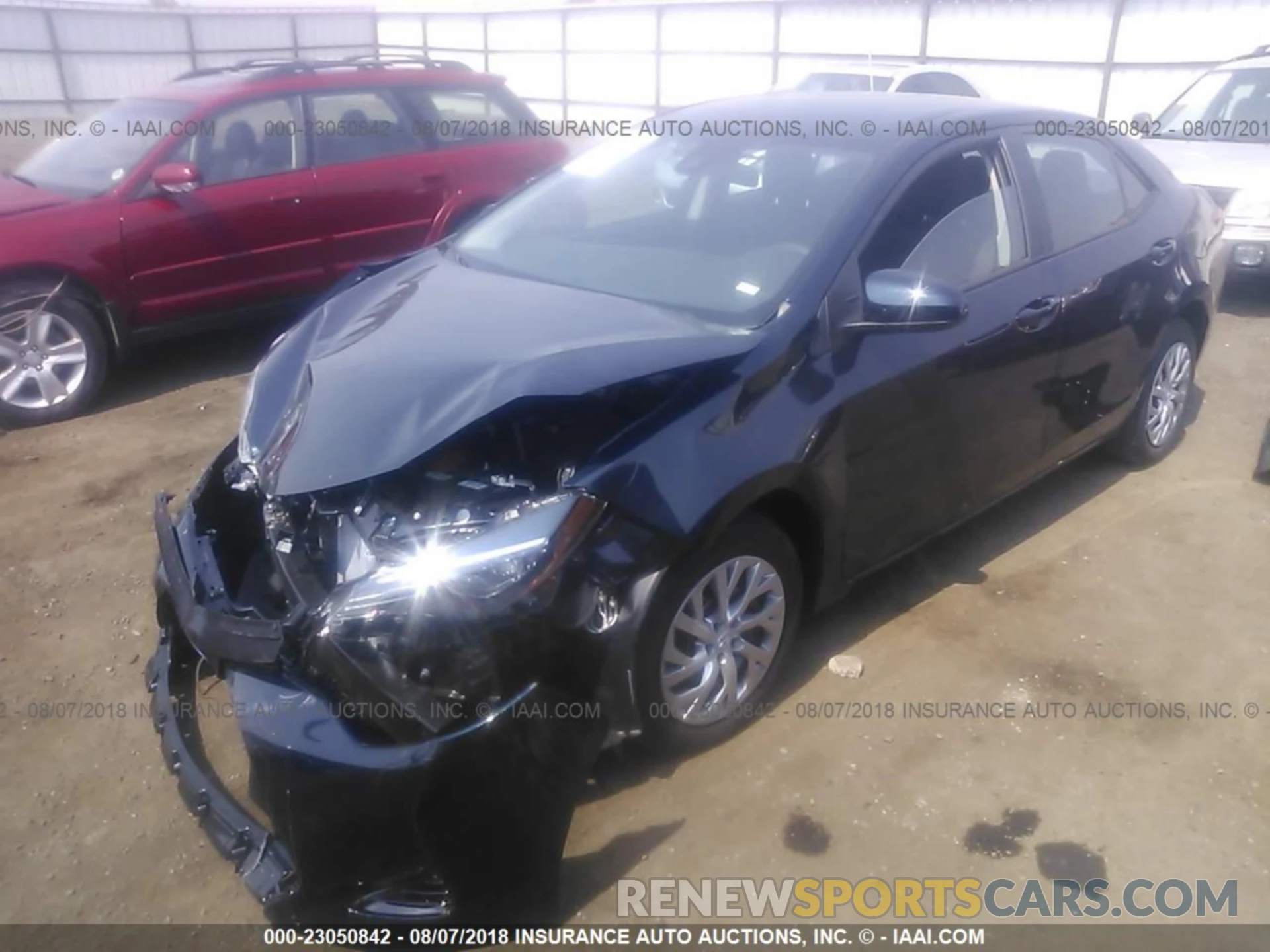 2 Photograph of a damaged car 2T1BURHE6KC139575 Toyota Corolla 2019