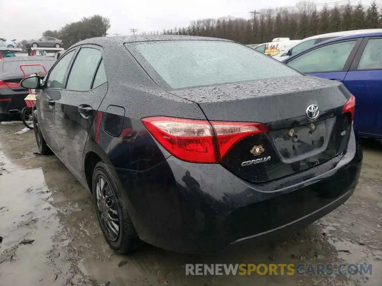 3 Photograph of a damaged car 2T1BURHE6KC141584 TOYOTA COROLLA 2019