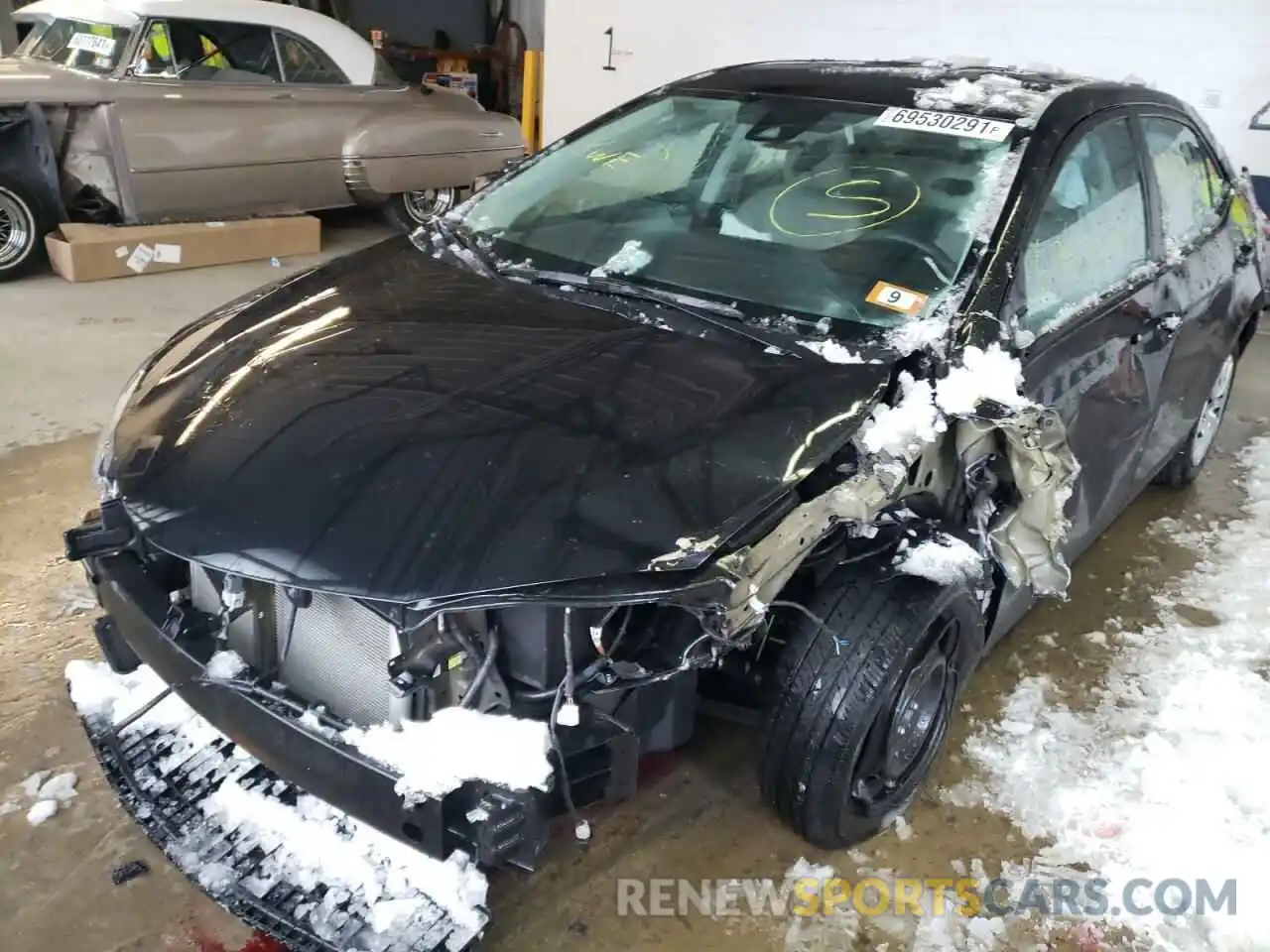 2 Photograph of a damaged car 2T1BURHE6KC142802 TOYOTA COROLLA 2019