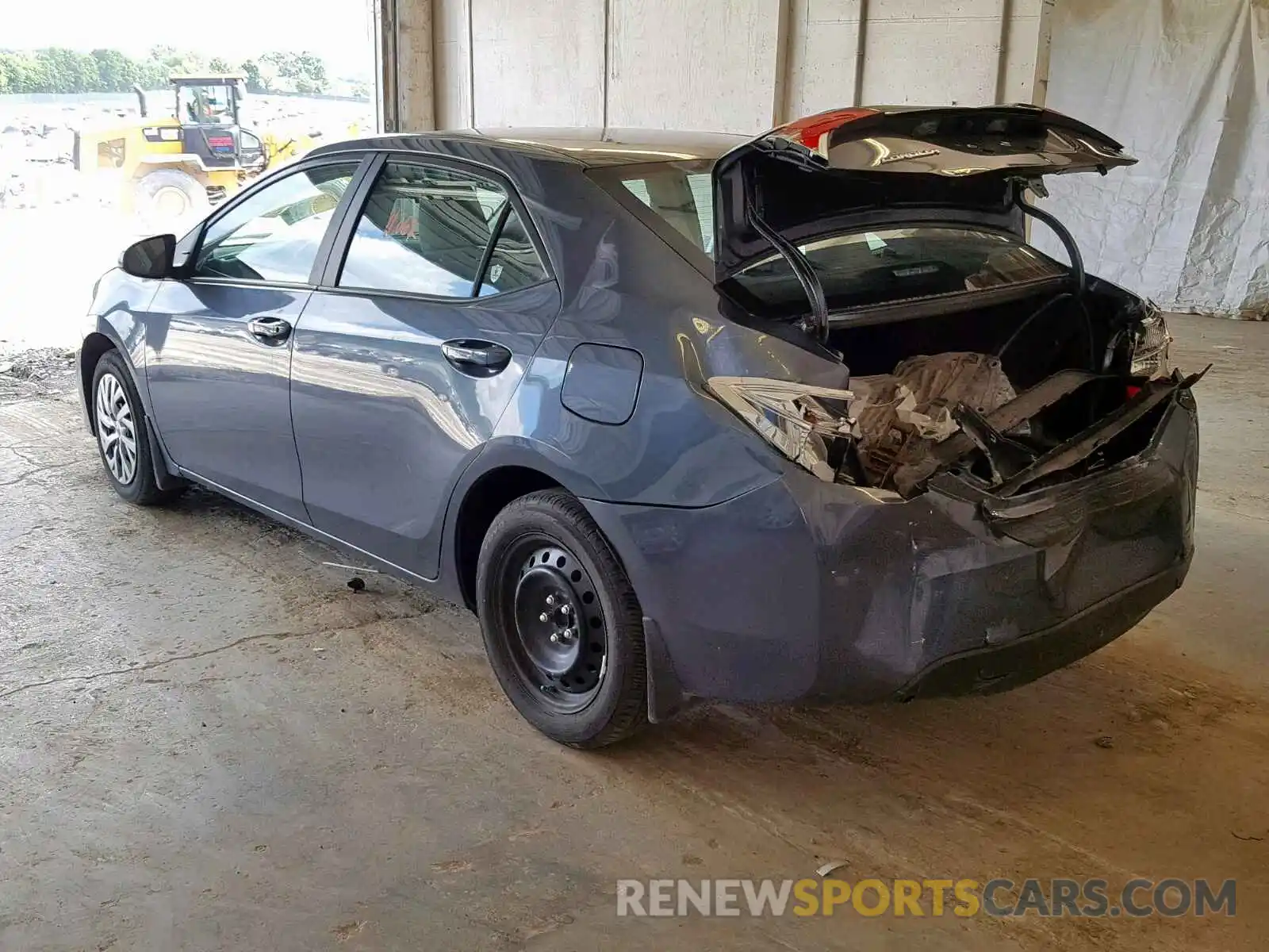 3 Photograph of a damaged car 2T1BURHE6KC143108 TOYOTA COROLLA 2019