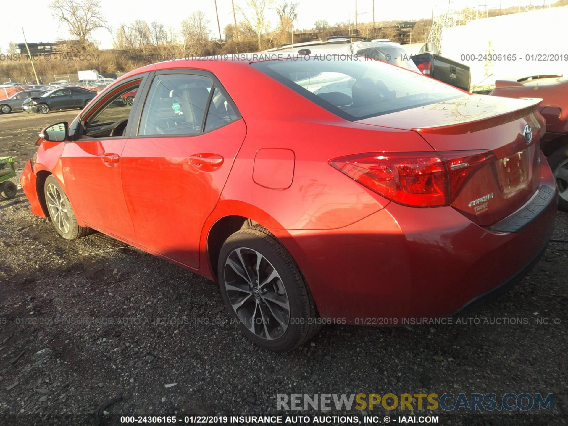 3 Photograph of a damaged car 2T1BURHE6KC143920 TOYOTA COROLLA 2019