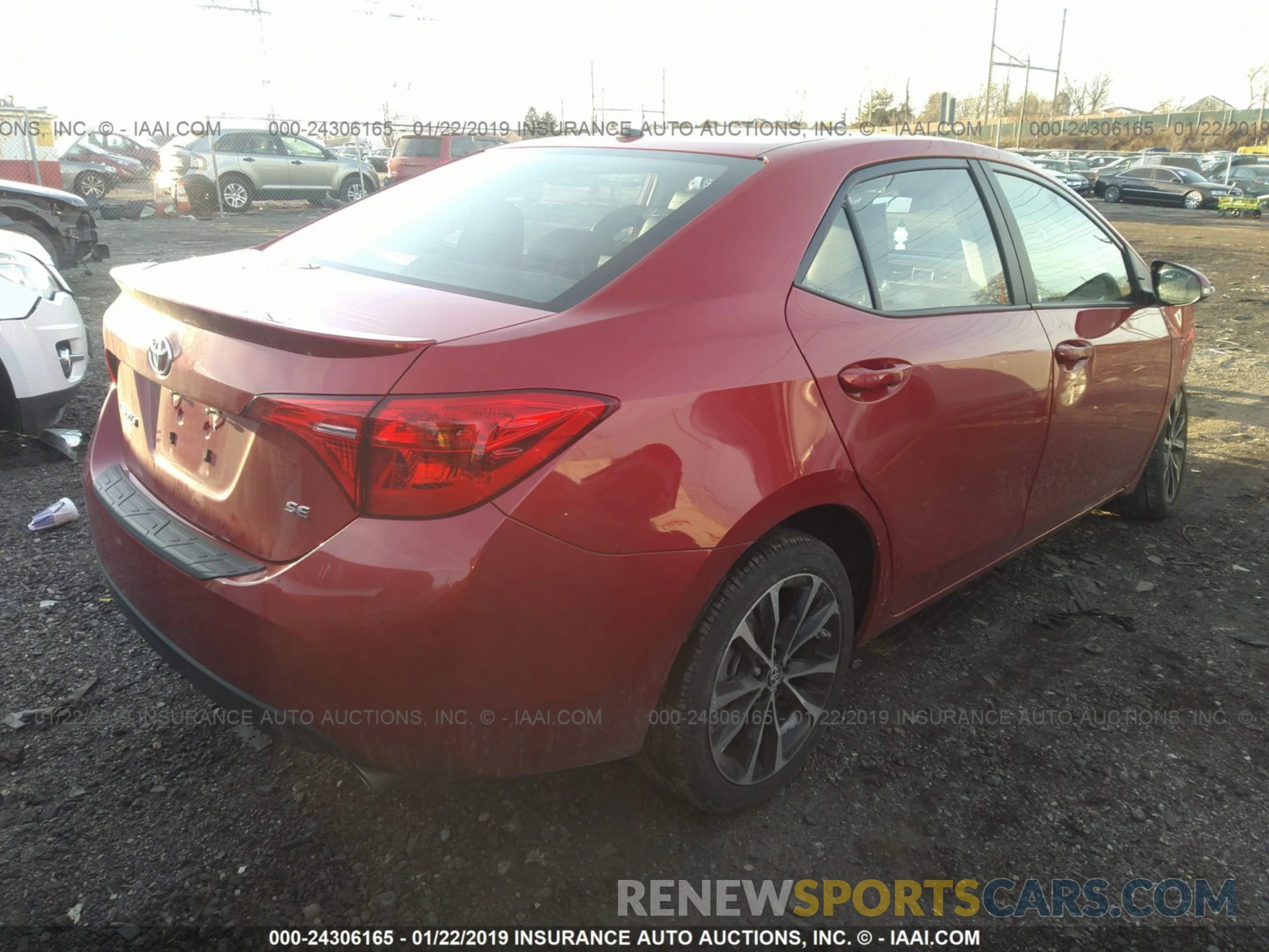 4 Photograph of a damaged car 2T1BURHE6KC143920 TOYOTA COROLLA 2019