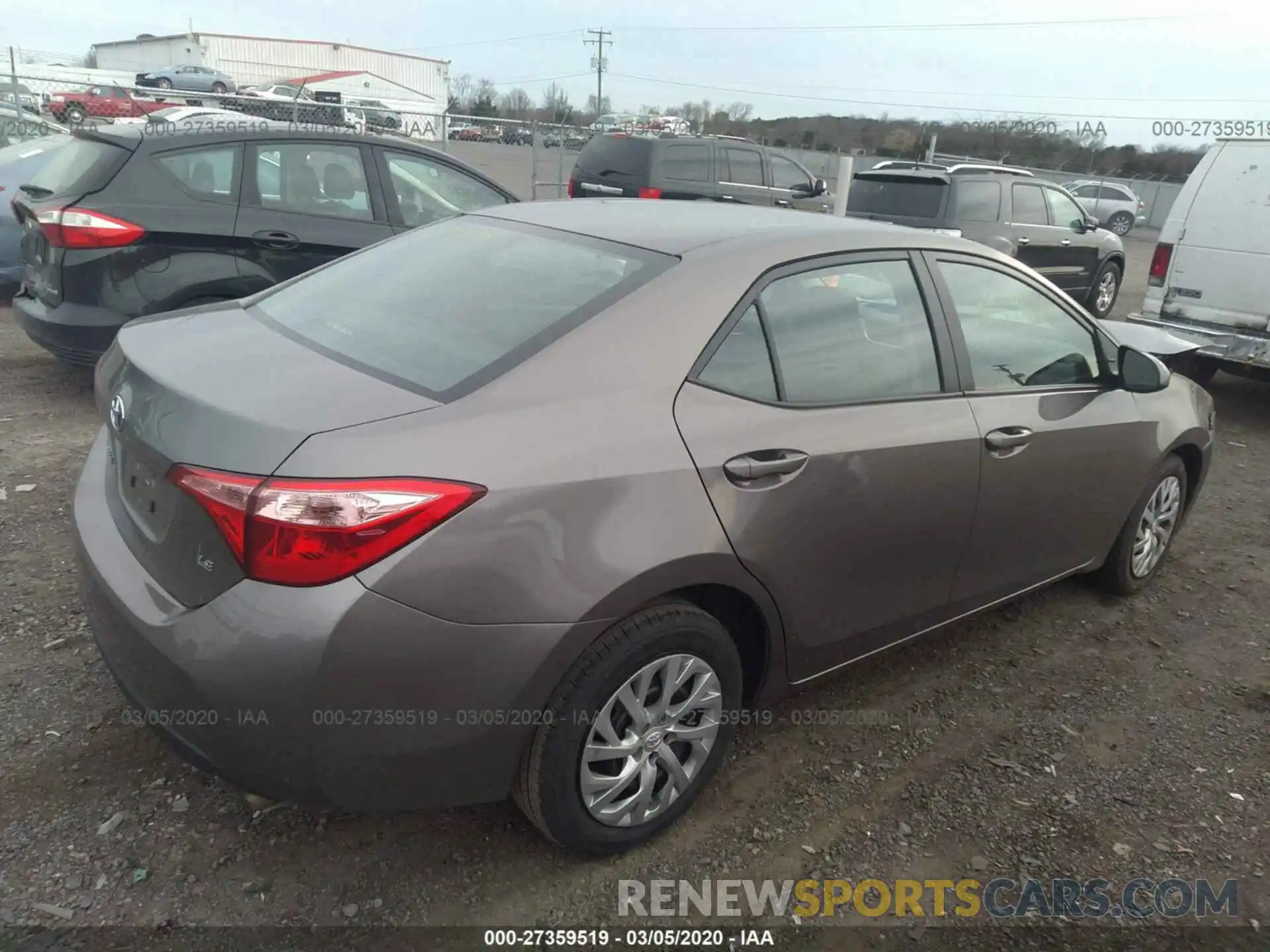 4 Photograph of a damaged car 2T1BURHE6KC144226 TOYOTA COROLLA 2019