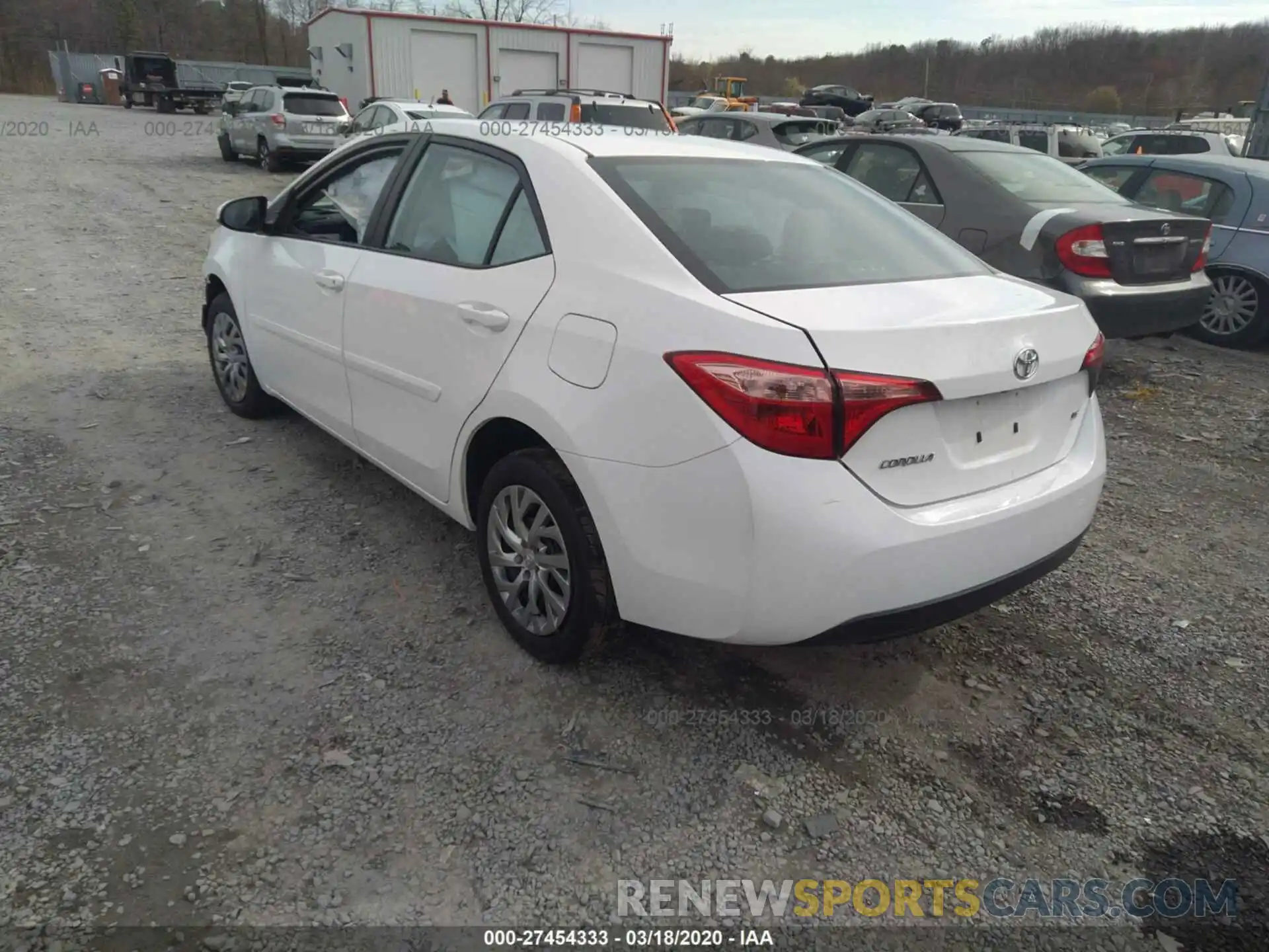 3 Photograph of a damaged car 2T1BURHE6KC144565 TOYOTA COROLLA 2019