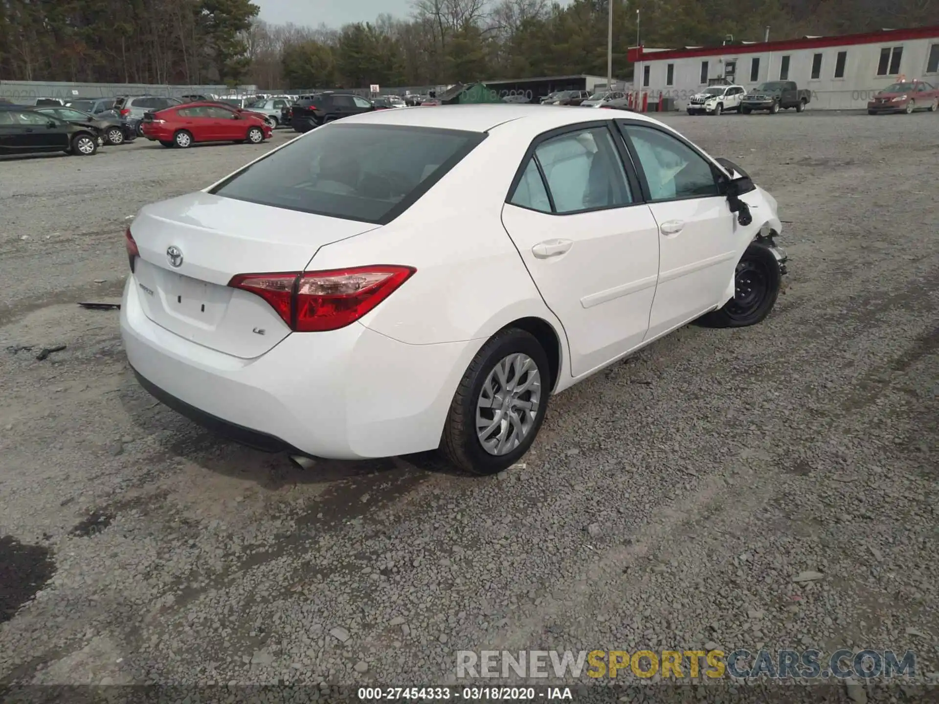 4 Photograph of a damaged car 2T1BURHE6KC144565 TOYOTA COROLLA 2019