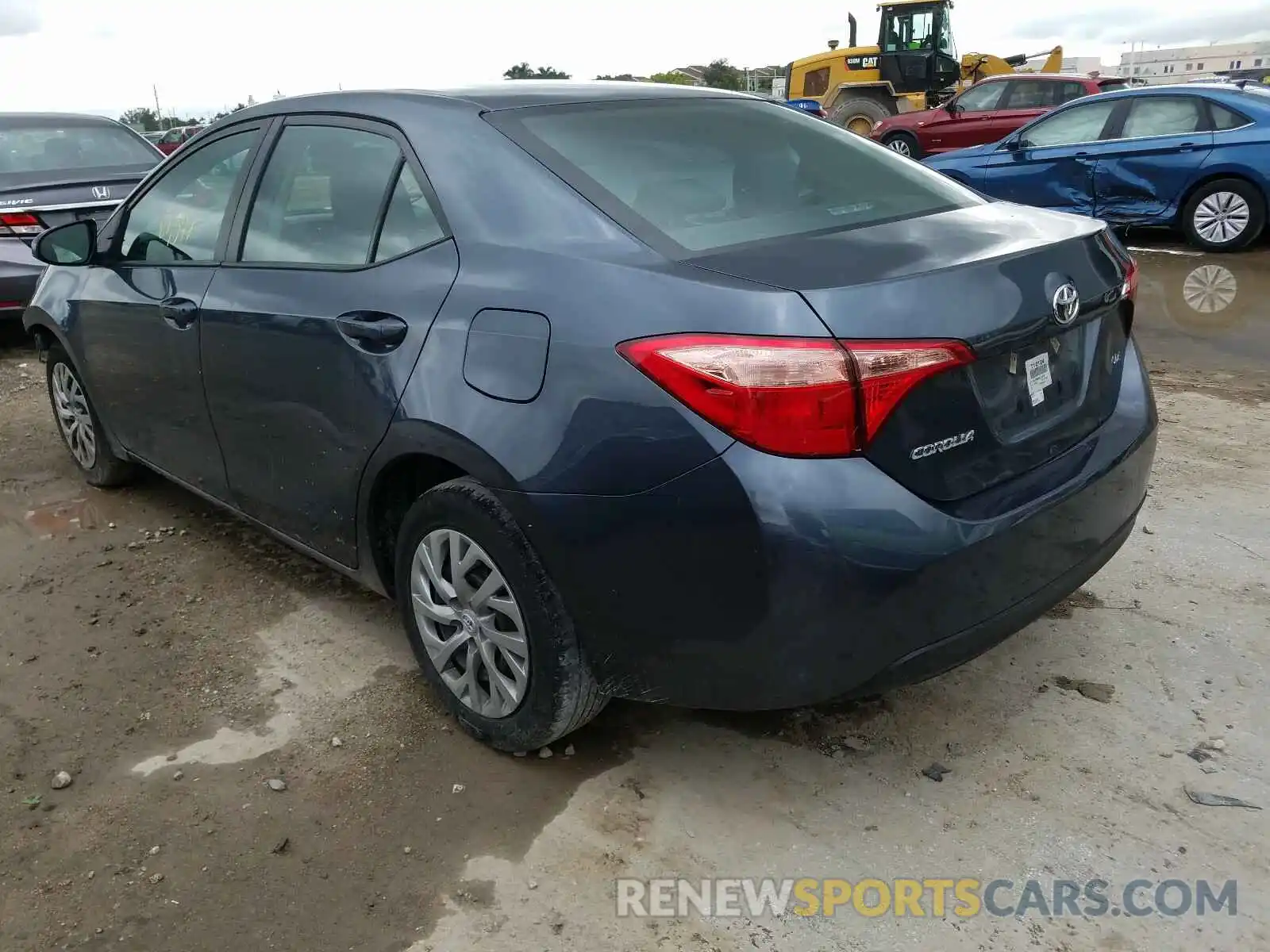 3 Photograph of a damaged car 2T1BURHE6KC145781 TOYOTA COROLLA 2019