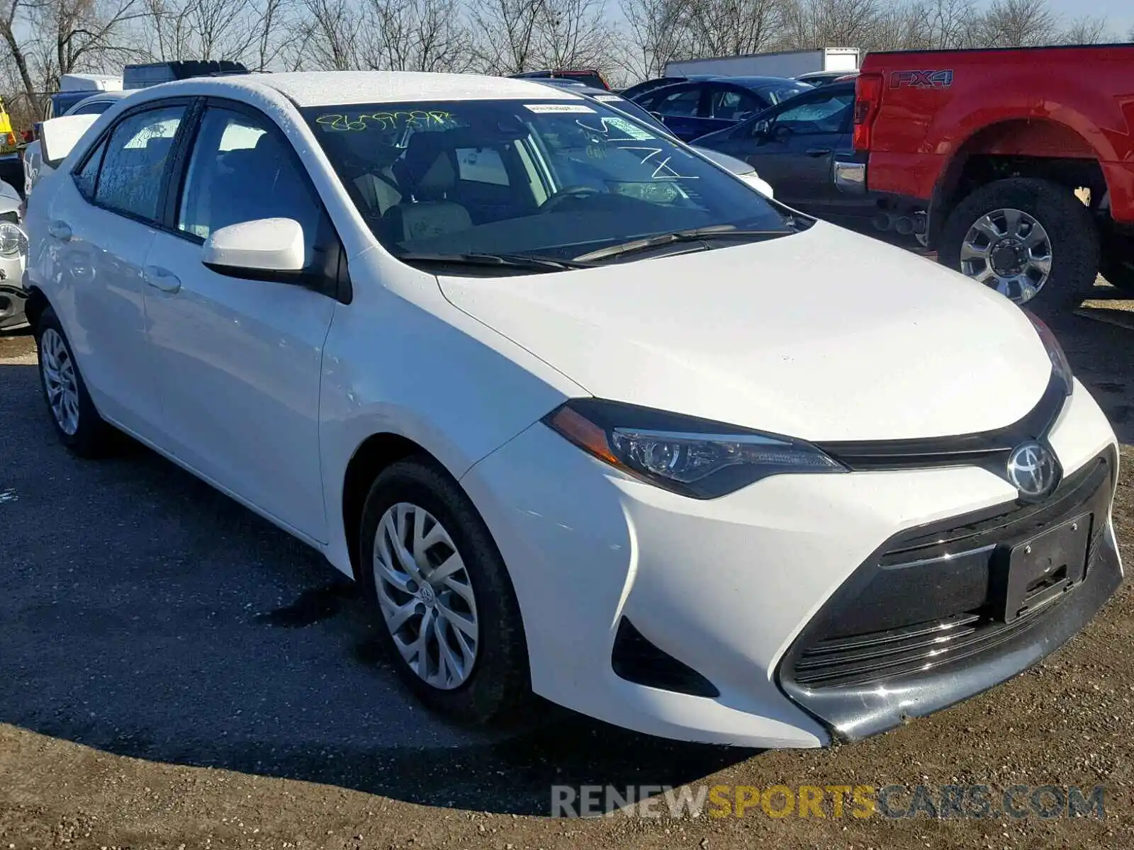 1 Photograph of a damaged car 2T1BURHE6KC145862 TOYOTA COROLLA 2019