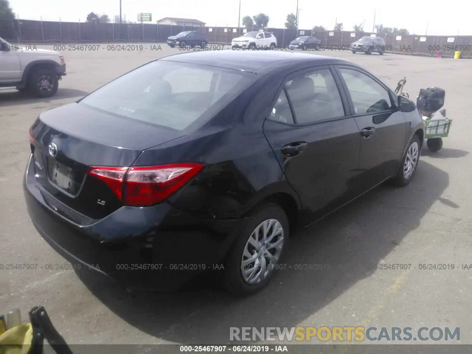 4 Photograph of a damaged car 2T1BURHE6KC146123 TOYOTA COROLLA 2019