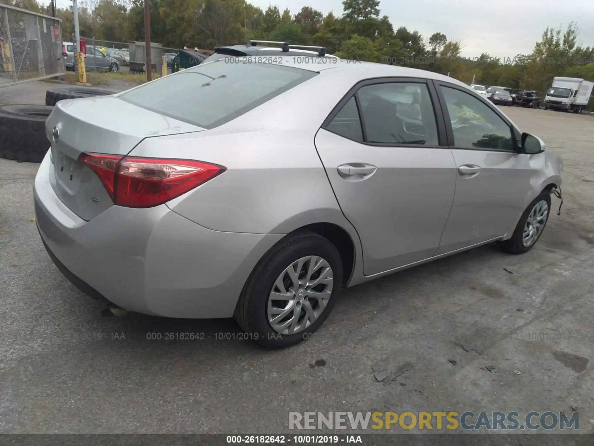 4 Photograph of a damaged car 2T1BURHE6KC146445 TOYOTA COROLLA 2019