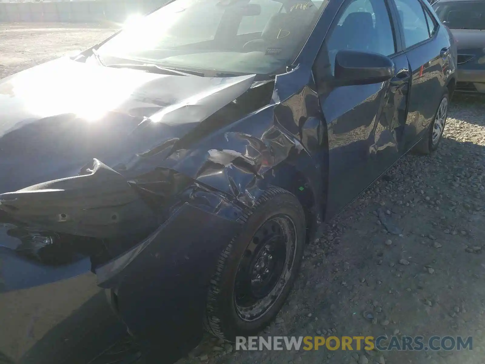 9 Photograph of a damaged car 2T1BURHE6KC146980 TOYOTA COROLLA 2019