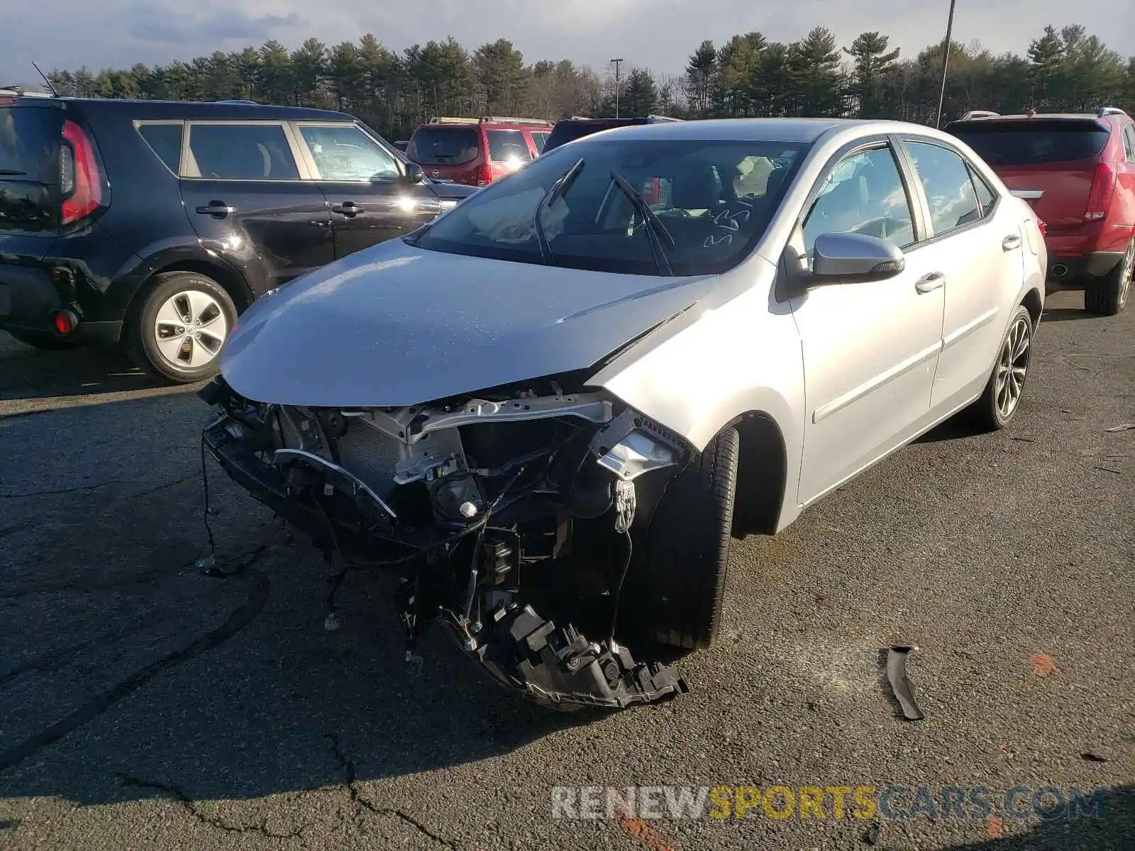 2 Photograph of a damaged car 2T1BURHE6KC147210 TOYOTA COROLLA 2019