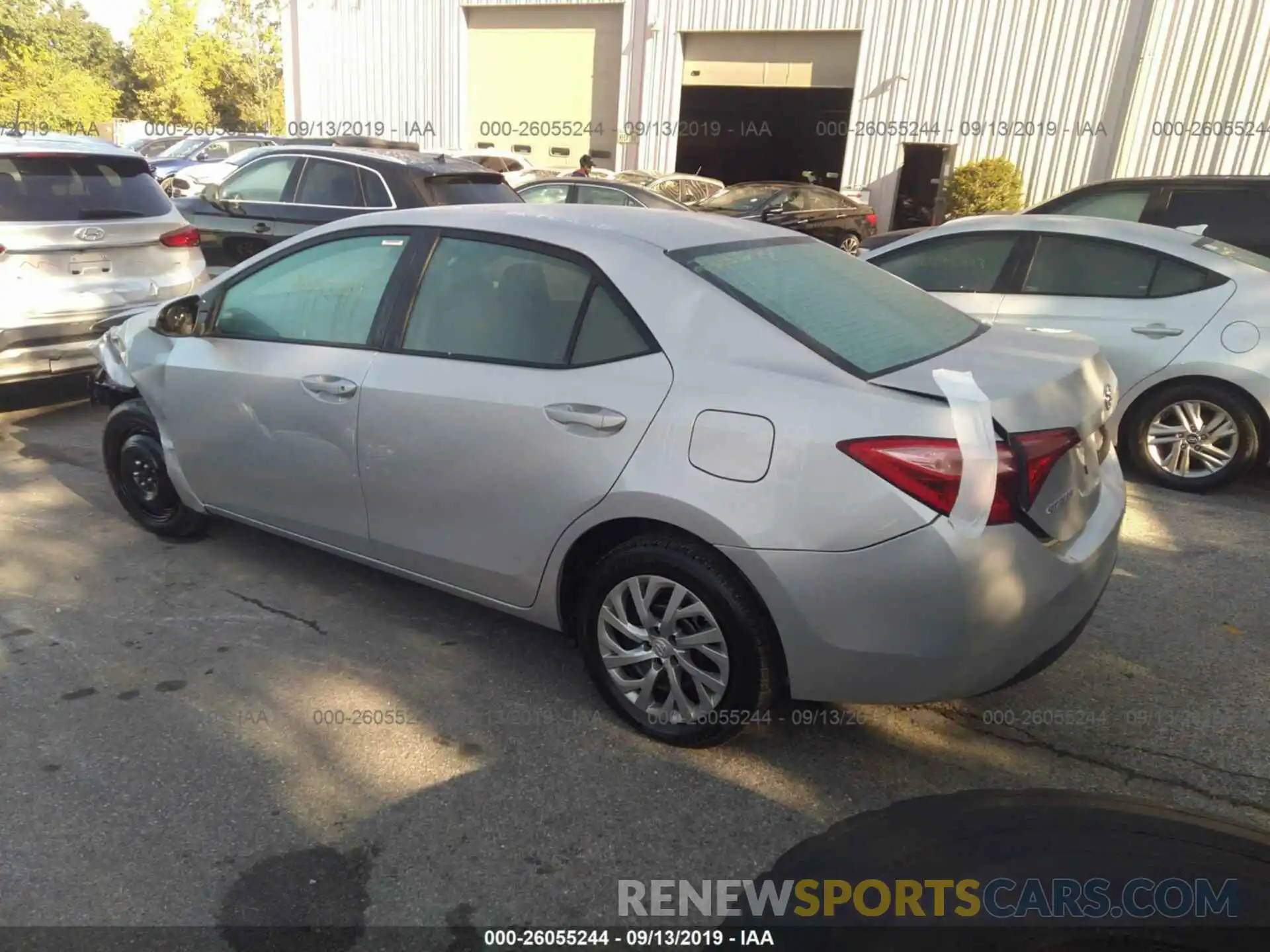 3 Photograph of a damaged car 2T1BURHE6KC148034 TOYOTA COROLLA 2019