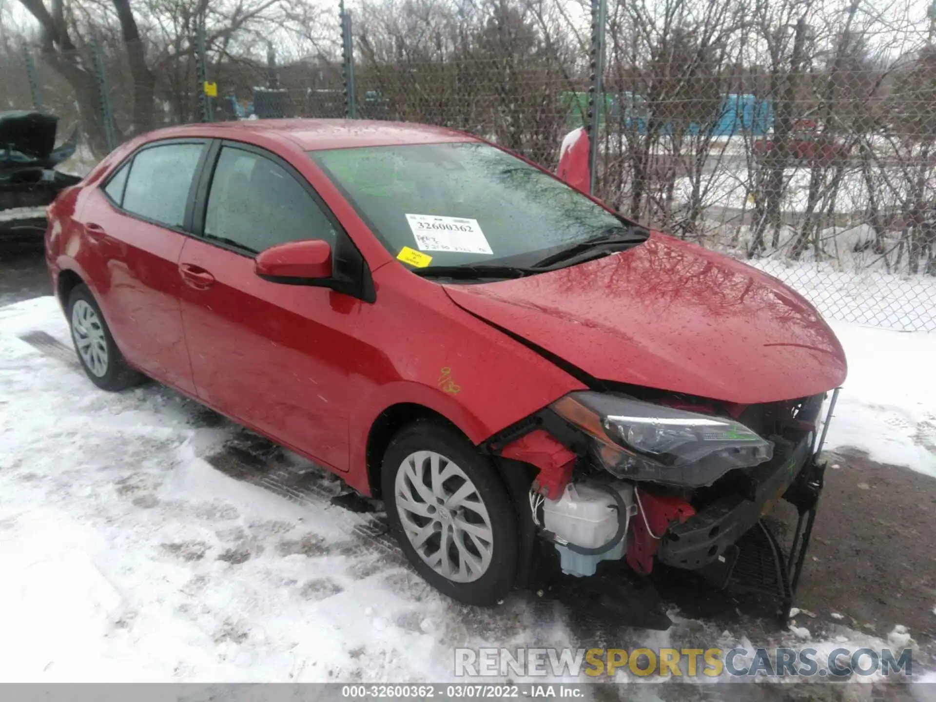 1 Photograph of a damaged car 2T1BURHE6KC148096 TOYOTA COROLLA 2019