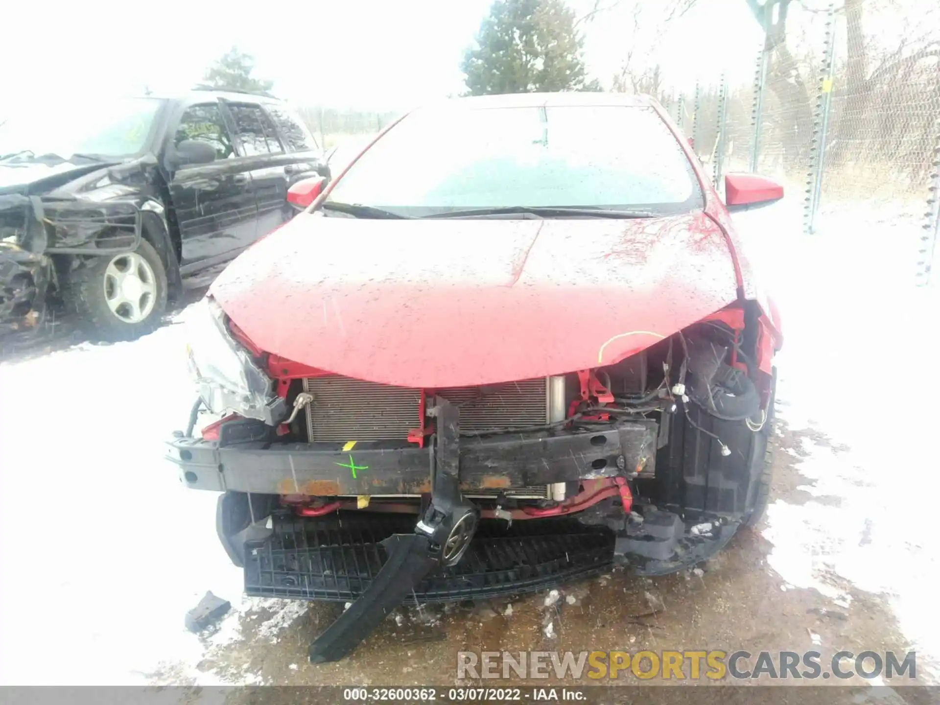 6 Photograph of a damaged car 2T1BURHE6KC148096 TOYOTA COROLLA 2019