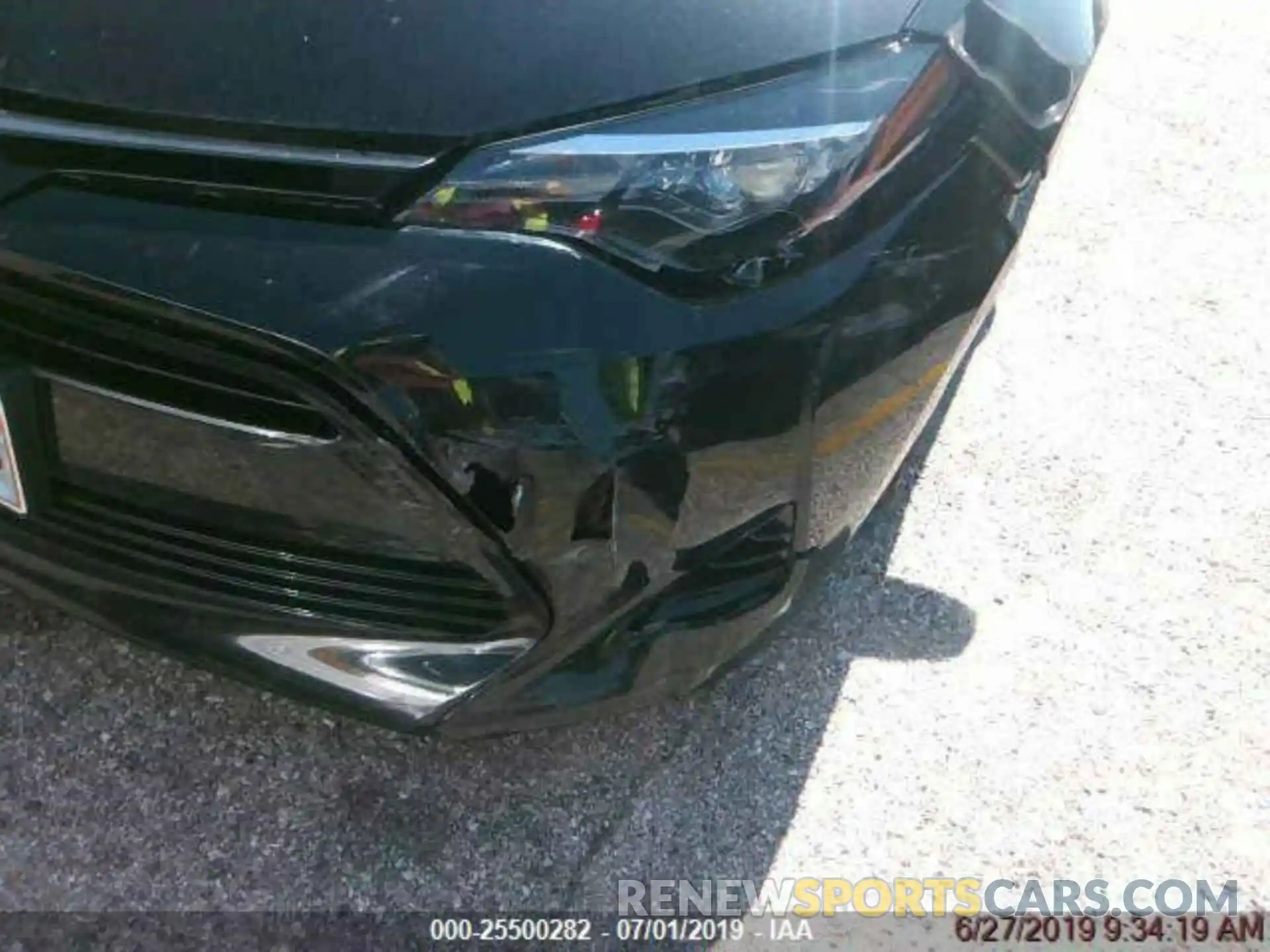 3 Photograph of a damaged car 2T1BURHE6KC148972 TOYOTA COROLLA 2019