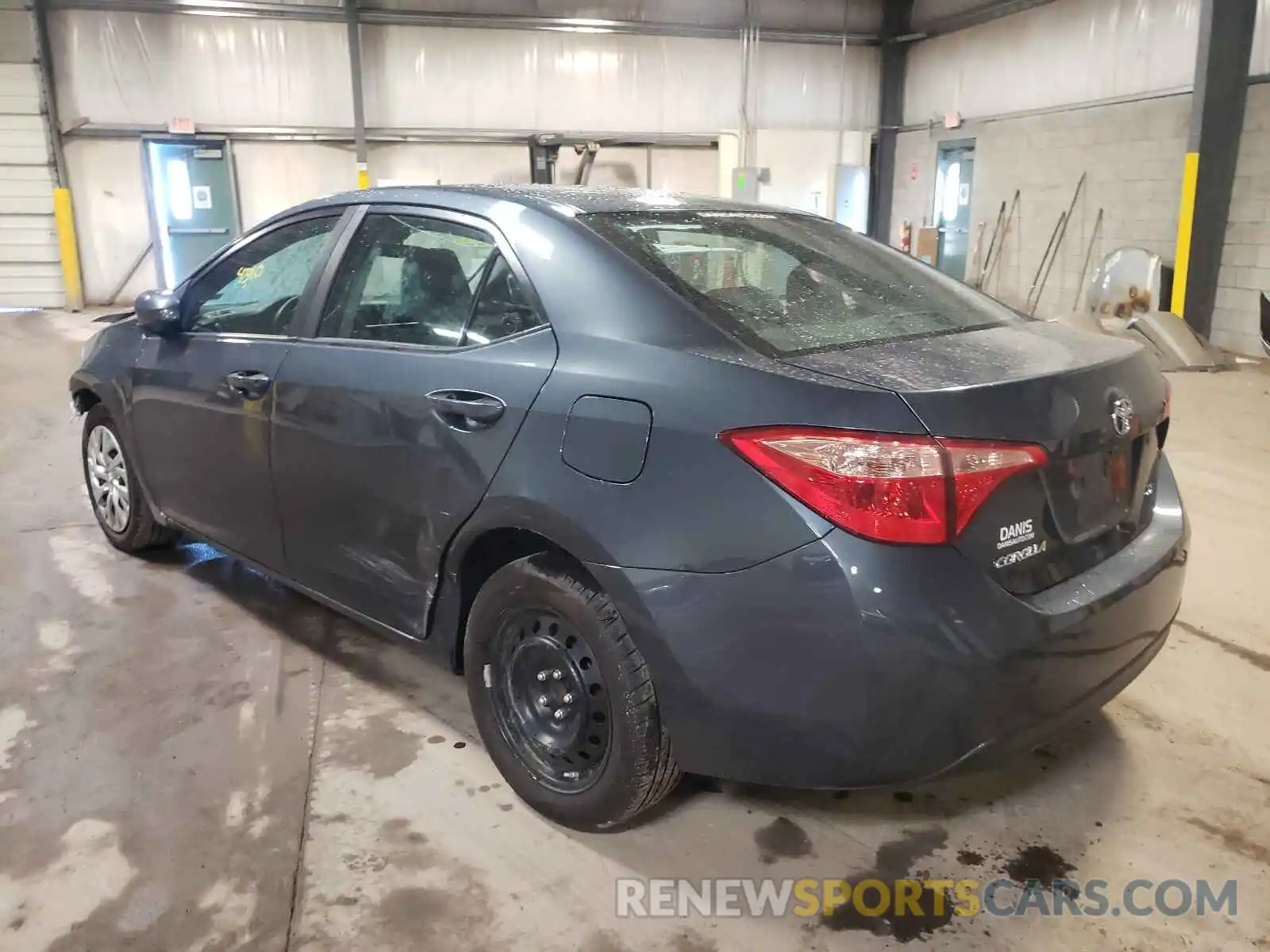 3 Photograph of a damaged car 2T1BURHE6KC149264 TOYOTA COROLLA 2019