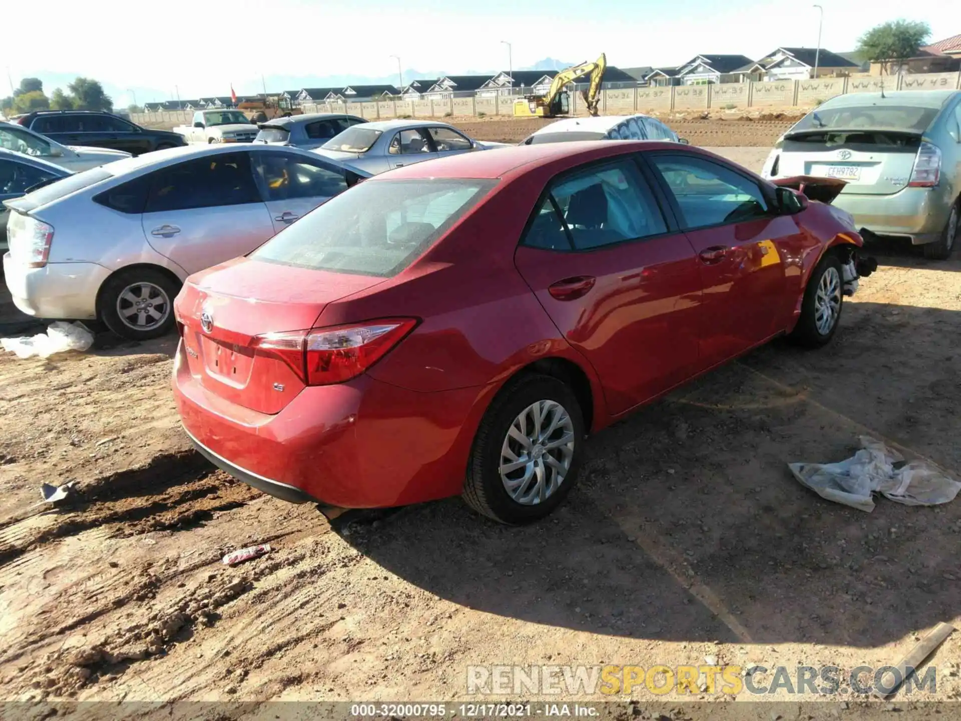 4 Photograph of a damaged car 2T1BURHE6KC149698 TOYOTA COROLLA 2019