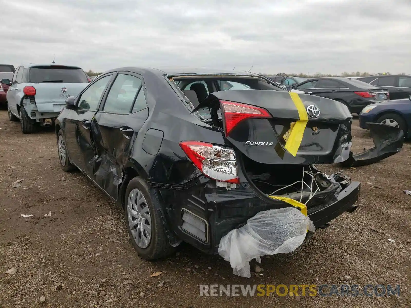 3 Photograph of a damaged car 2T1BURHE6KC150186 TOYOTA COROLLA 2019