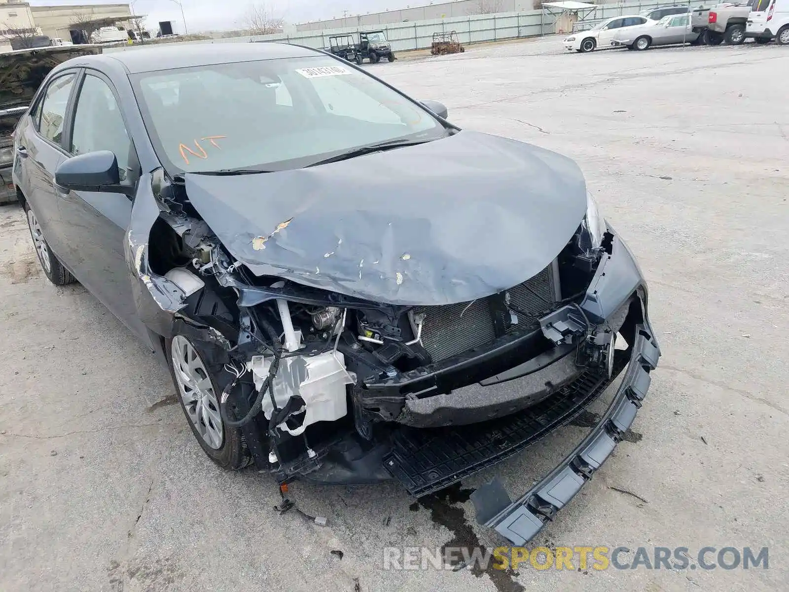 9 Photograph of a damaged car 2T1BURHE6KC150320 TOYOTA COROLLA 2019