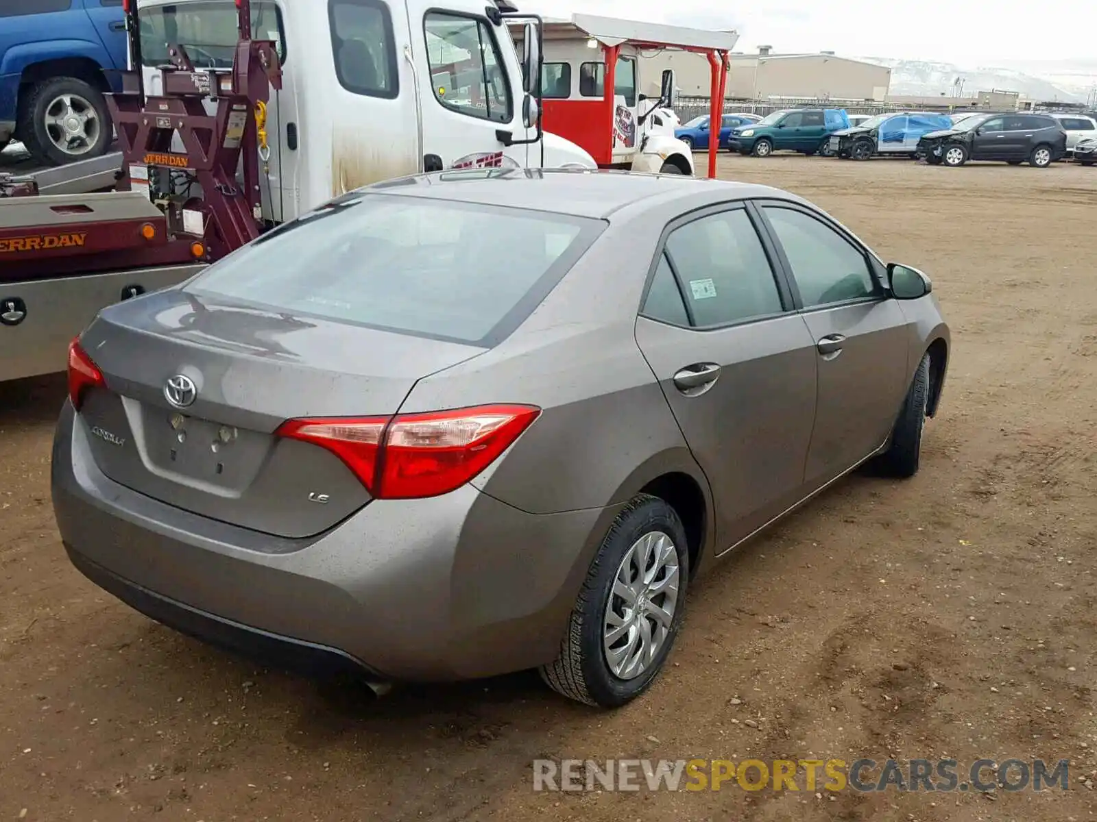 4 Photograph of a damaged car 2T1BURHE6KC150544 TOYOTA COROLLA 2019