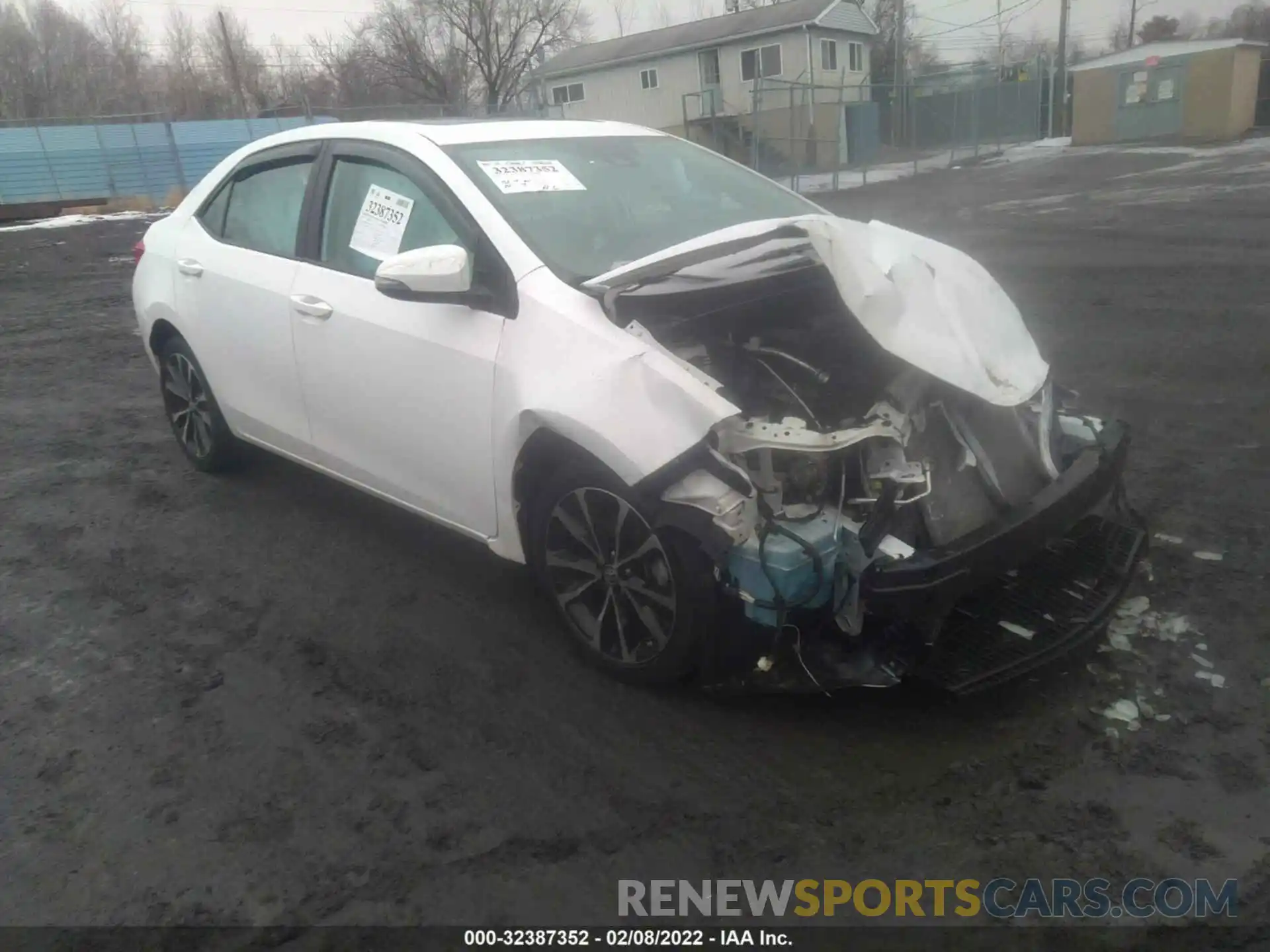 1 Photograph of a damaged car 2T1BURHE6KC150592 TOYOTA COROLLA 2019