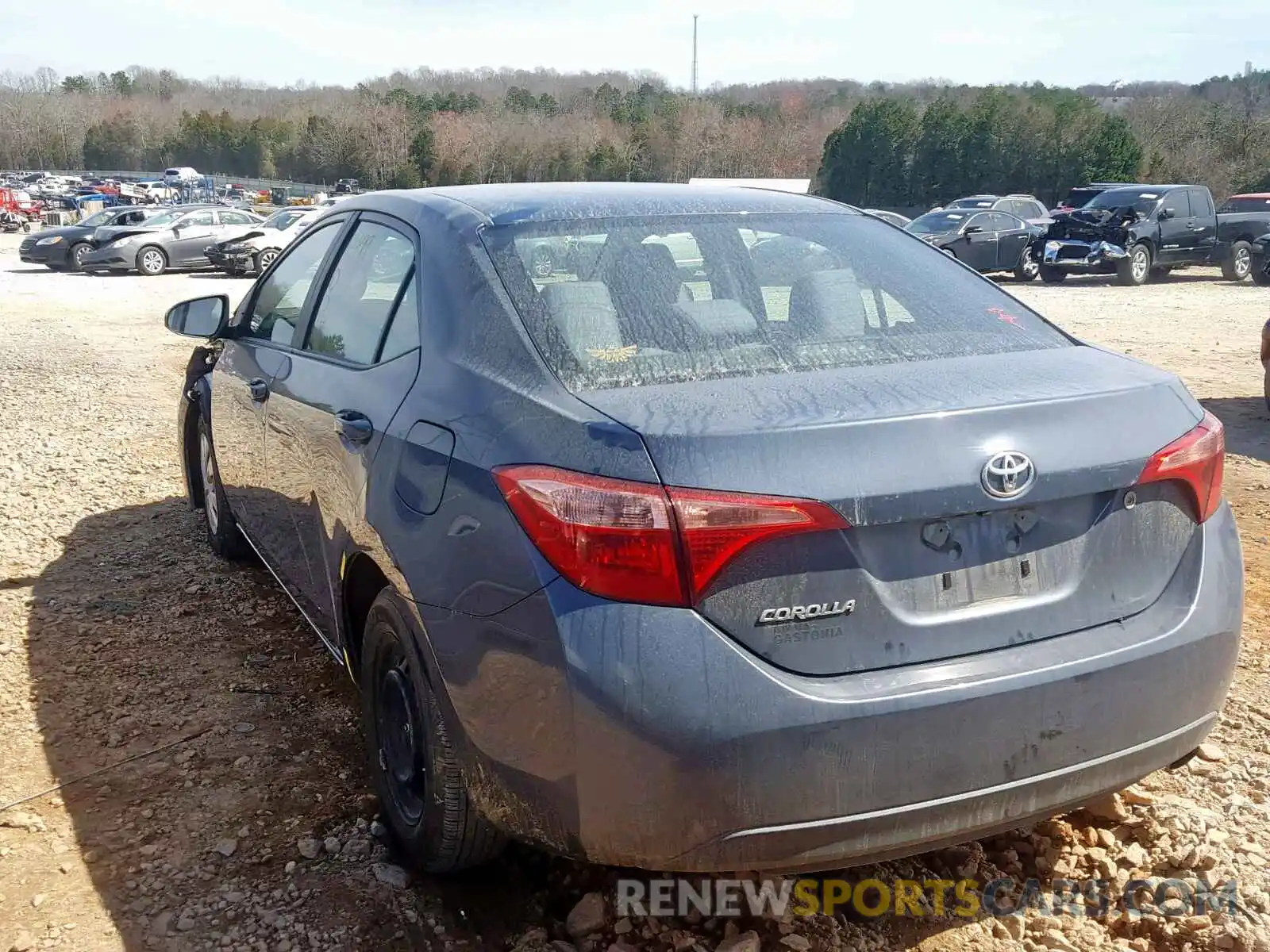 3 Photograph of a damaged car 2T1BURHE6KC150642 TOYOTA COROLLA 2019