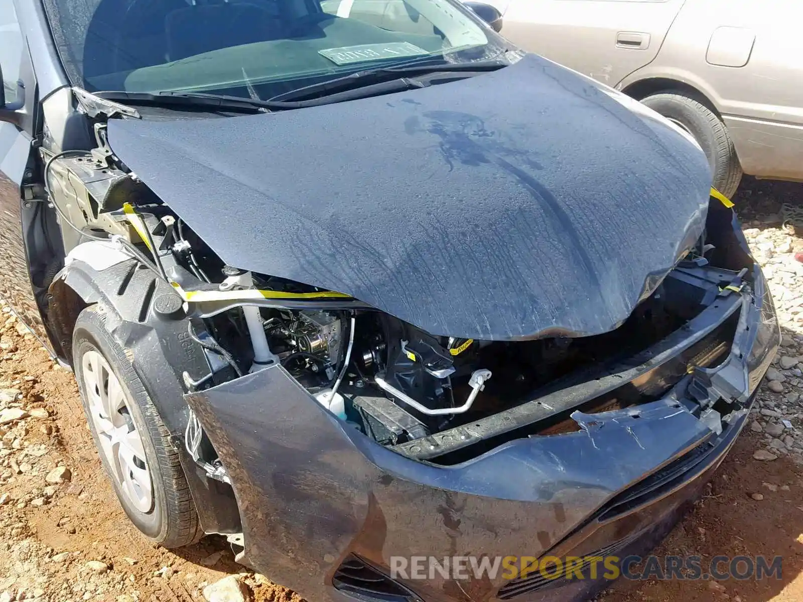 9 Photograph of a damaged car 2T1BURHE6KC150642 TOYOTA COROLLA 2019