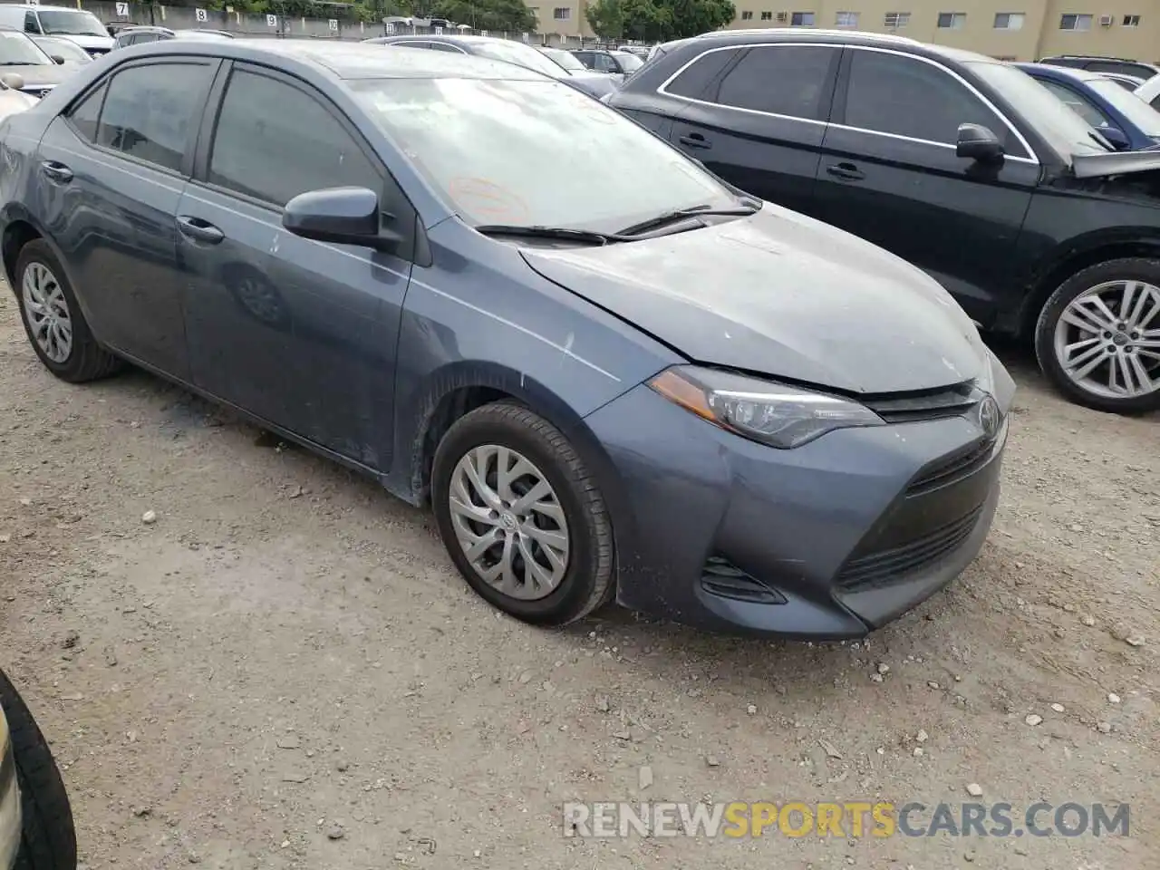 1 Photograph of a damaged car 2T1BURHE6KC151175 TOYOTA COROLLA 2019