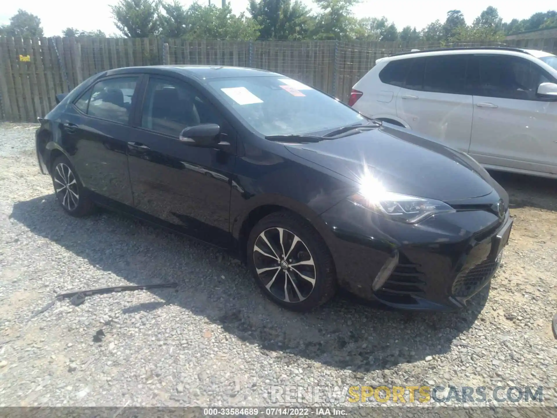 1 Photograph of a damaged car 2T1BURHE6KC151774 TOYOTA COROLLA 2019