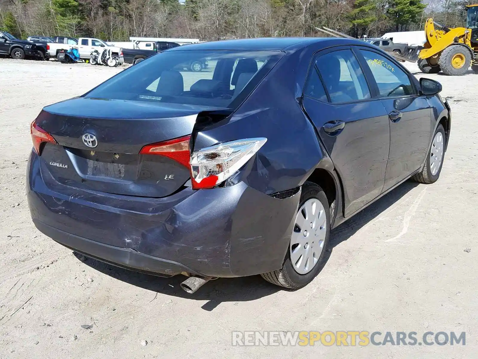 4 Photograph of a damaged car 2T1BURHE6KC152410 TOYOTA COROLLA 2019