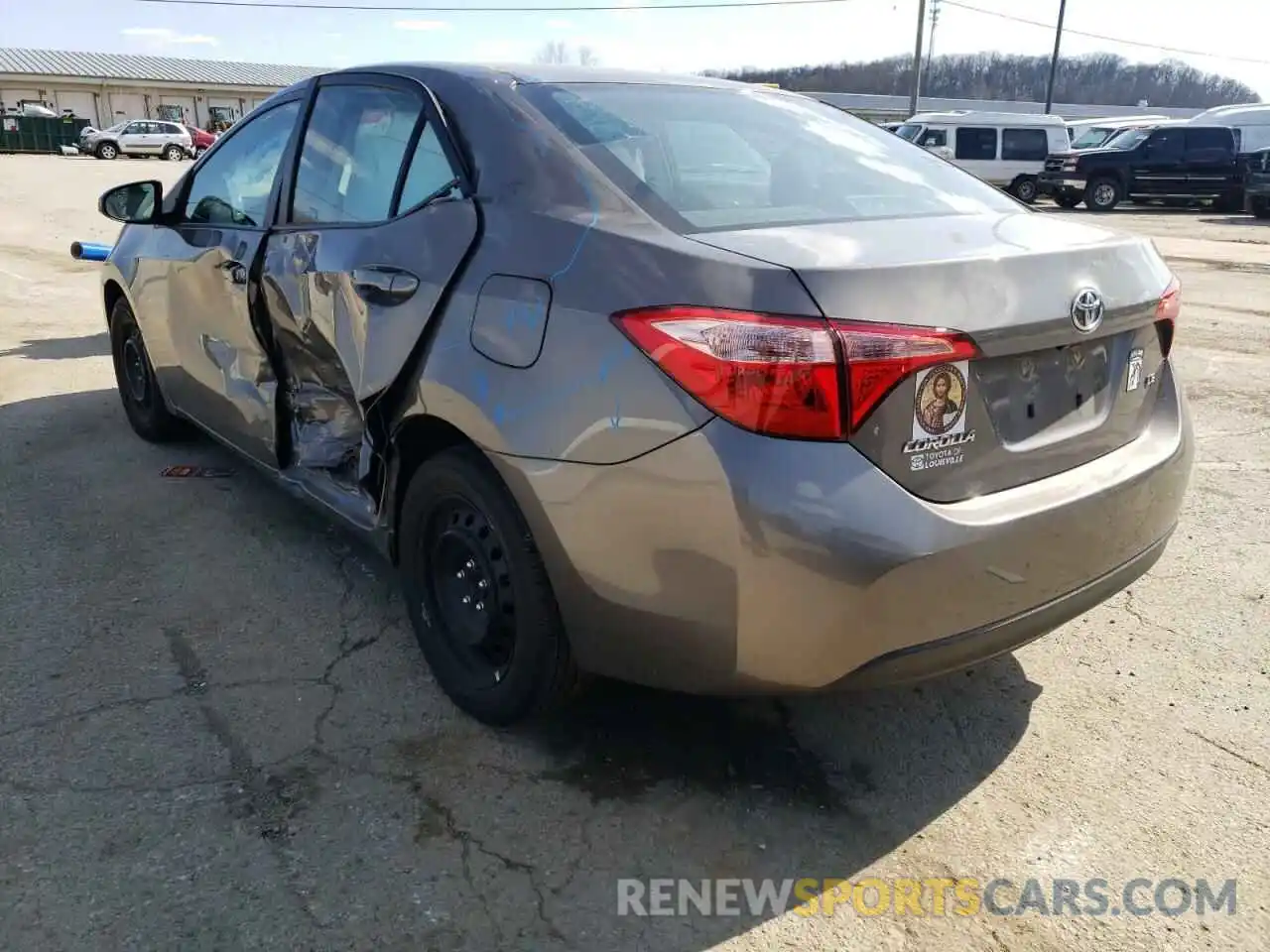 3 Photograph of a damaged car 2T1BURHE6KC152732 TOYOTA COROLLA 2019