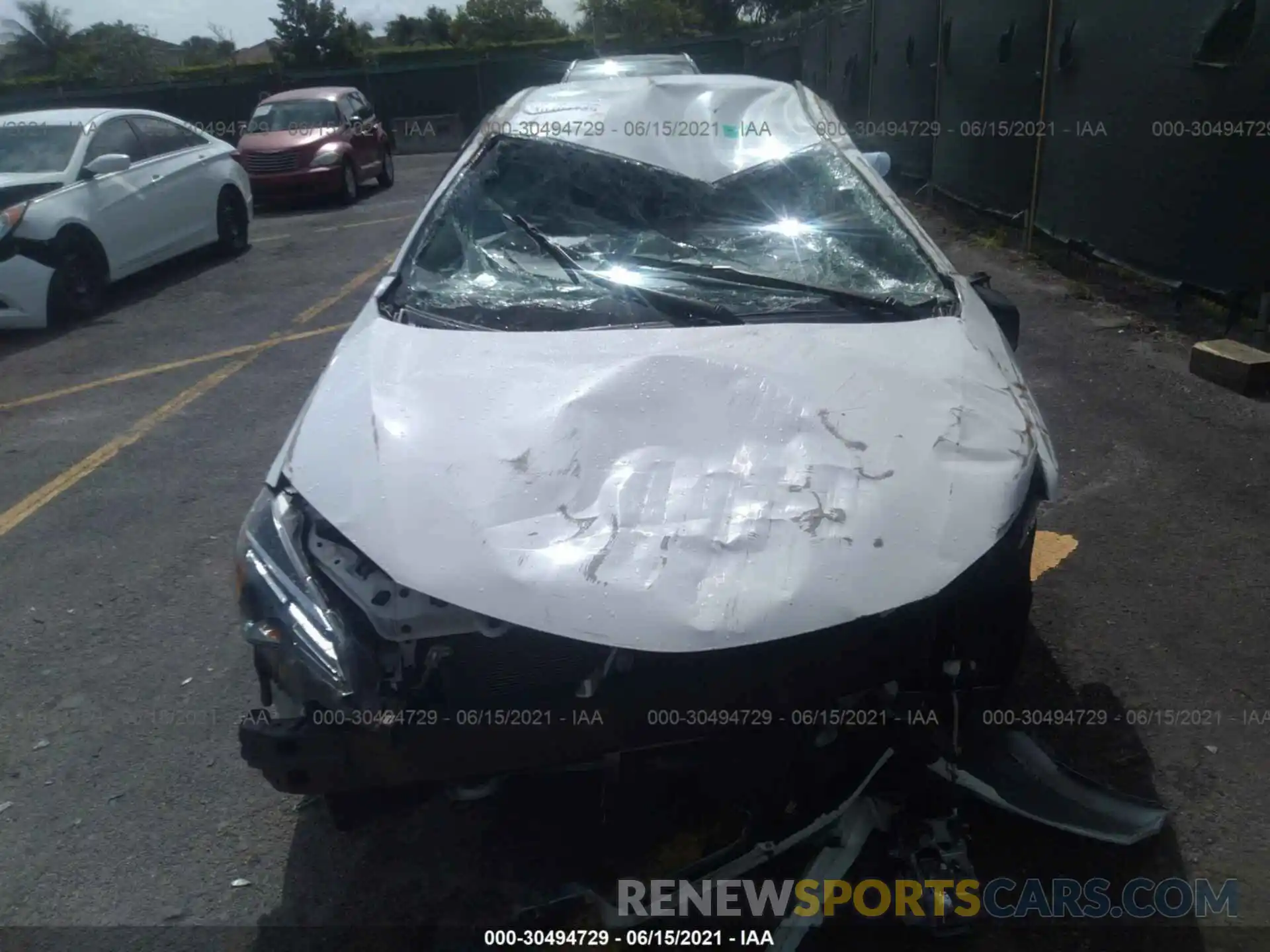 6 Photograph of a damaged car 2T1BURHE6KC153430 TOYOTA COROLLA 2019