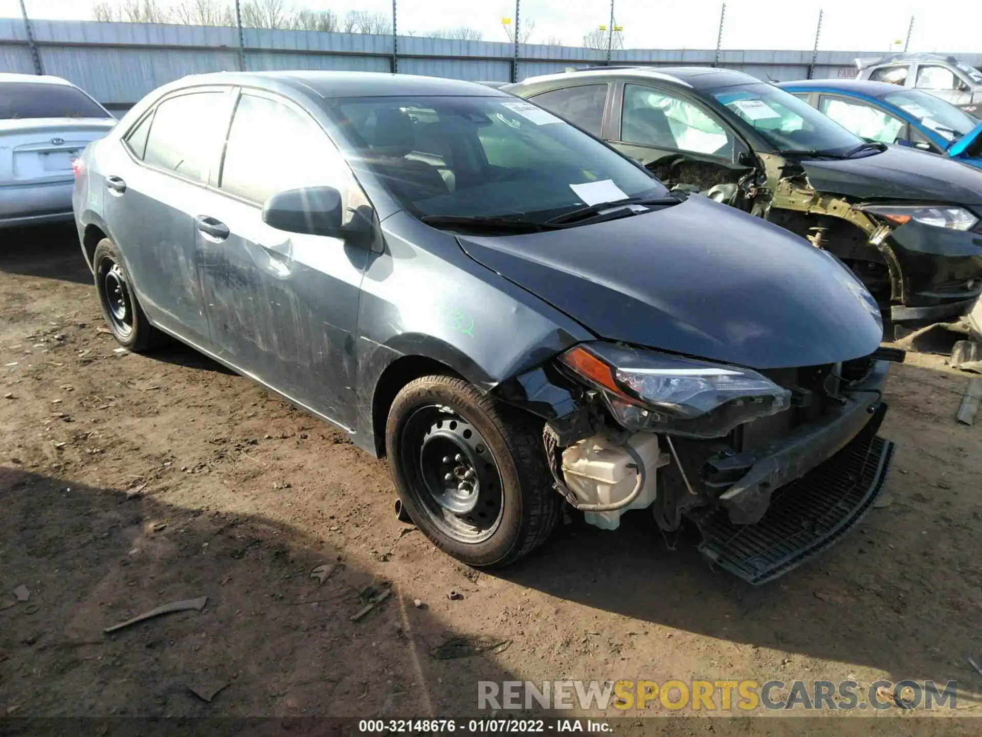 1 Photograph of a damaged car 2T1BURHE6KC153685 TOYOTA COROLLA 2019