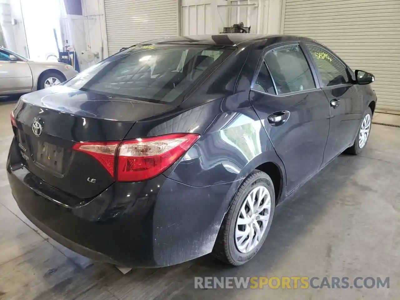 4 Photograph of a damaged car 2T1BURHE6KC154352 TOYOTA COROLLA 2019