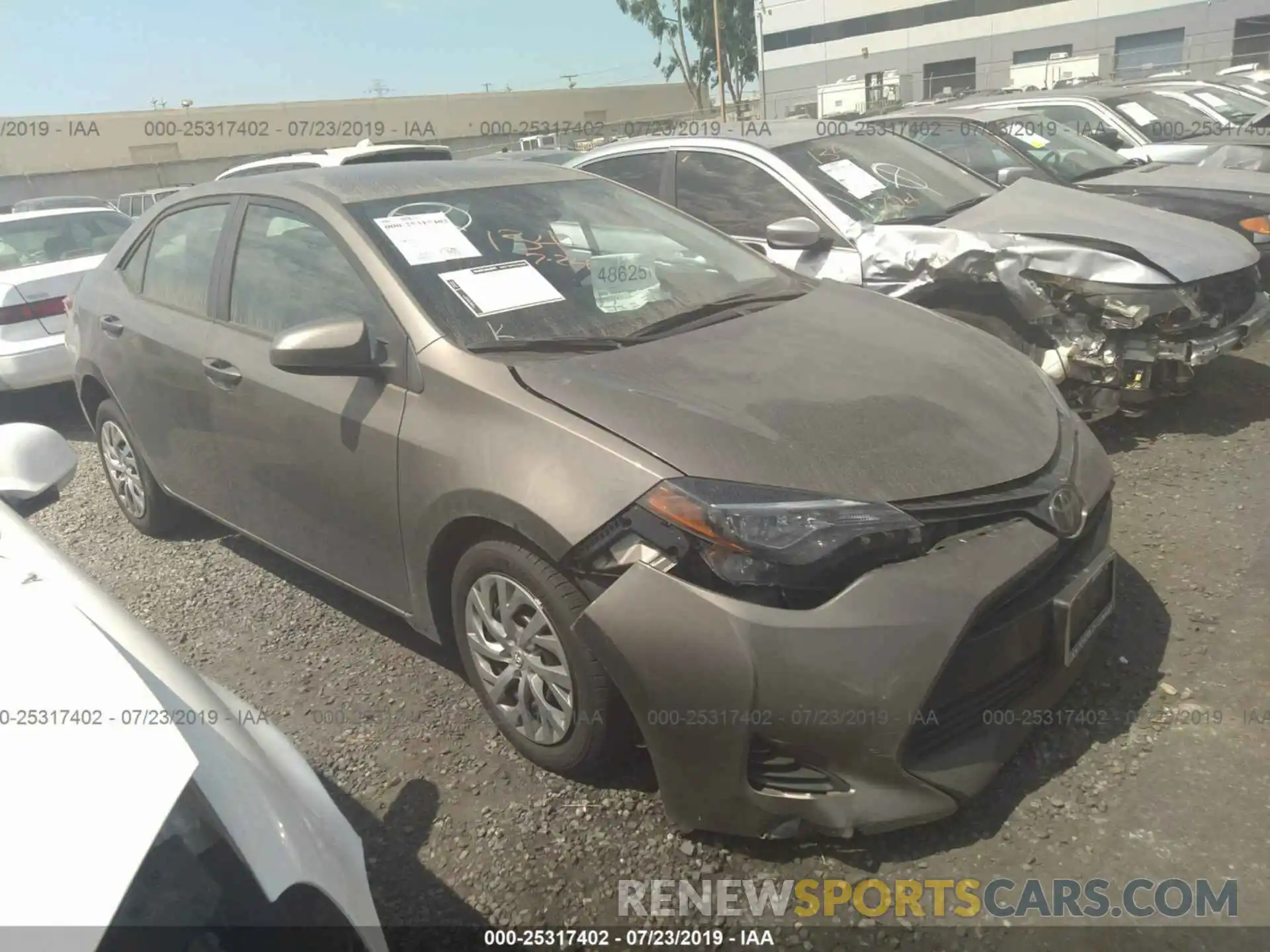 1 Photograph of a damaged car 2T1BURHE6KC154447 TOYOTA COROLLA 2019