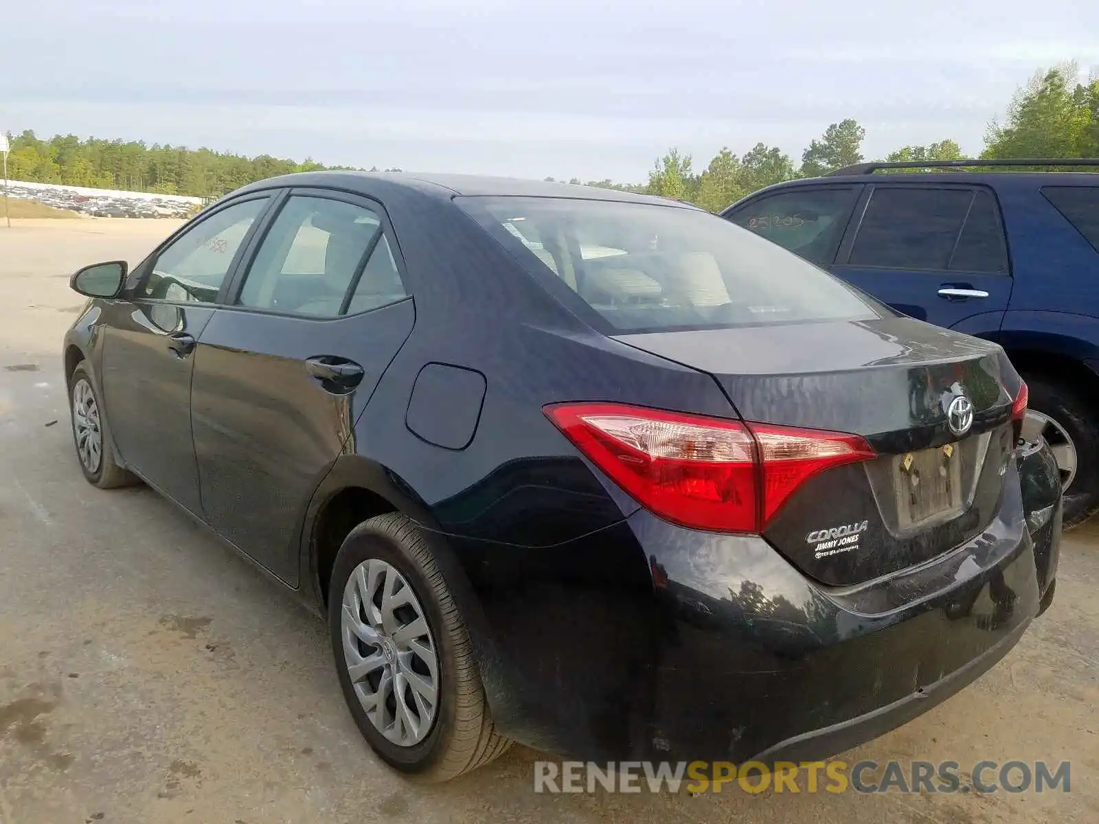 3 Photograph of a damaged car 2T1BURHE6KC154819 TOYOTA COROLLA 2019