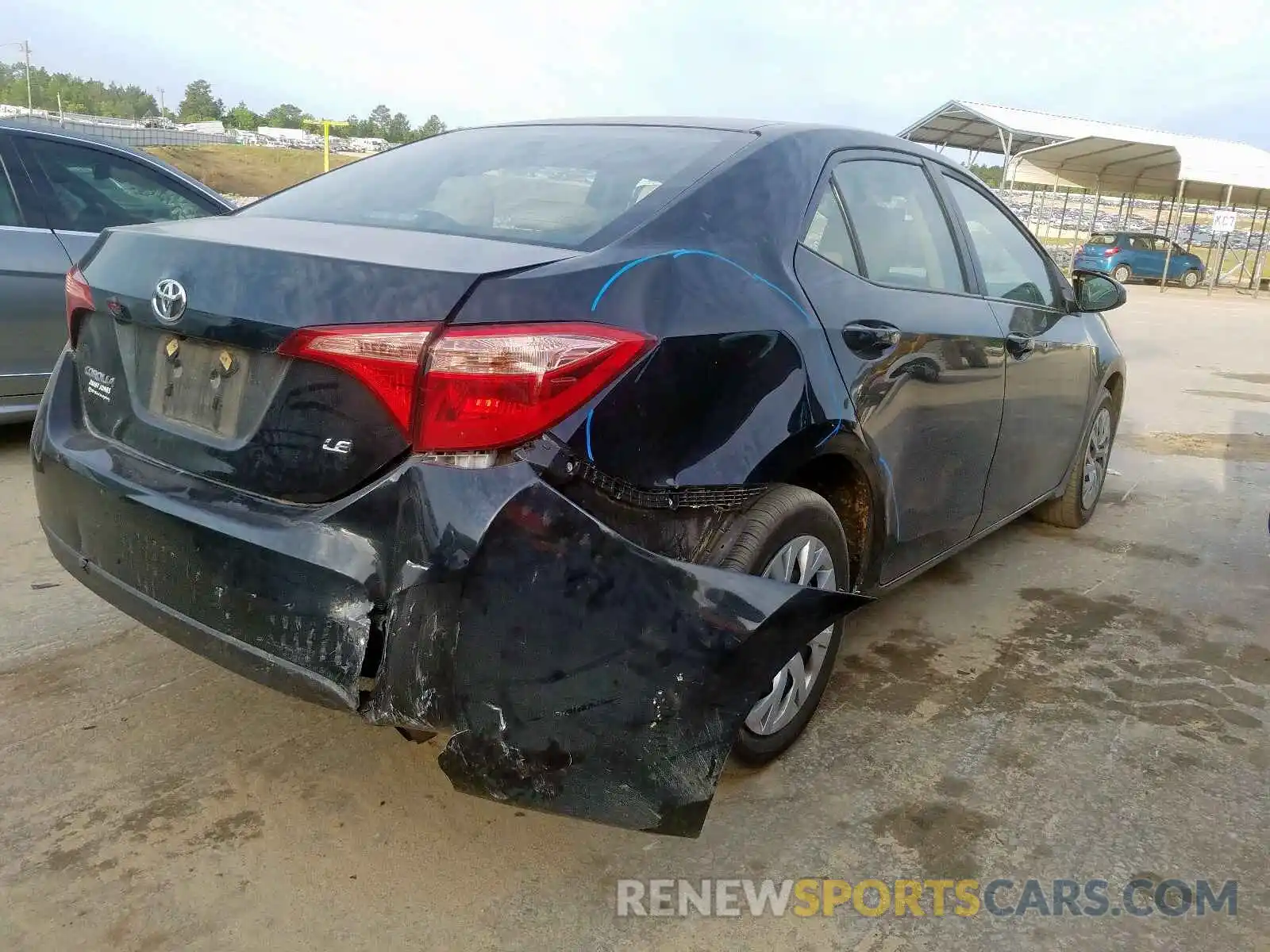 4 Photograph of a damaged car 2T1BURHE6KC154819 TOYOTA COROLLA 2019