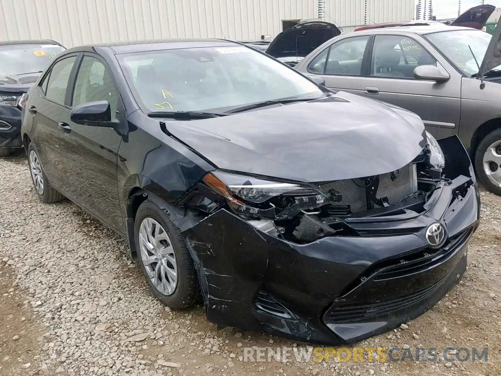 1 Photograph of a damaged car 2T1BURHE6KC154898 TOYOTA COROLLA 2019