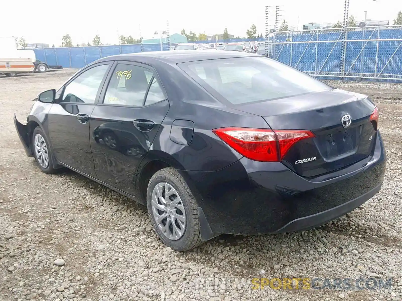 3 Photograph of a damaged car 2T1BURHE6KC154898 TOYOTA COROLLA 2019