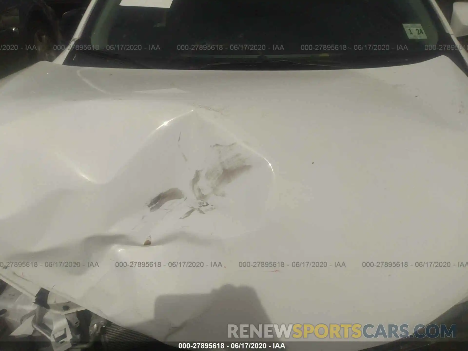 10 Photograph of a damaged car 2T1BURHE6KC154965 TOYOTA COROLLA 2019