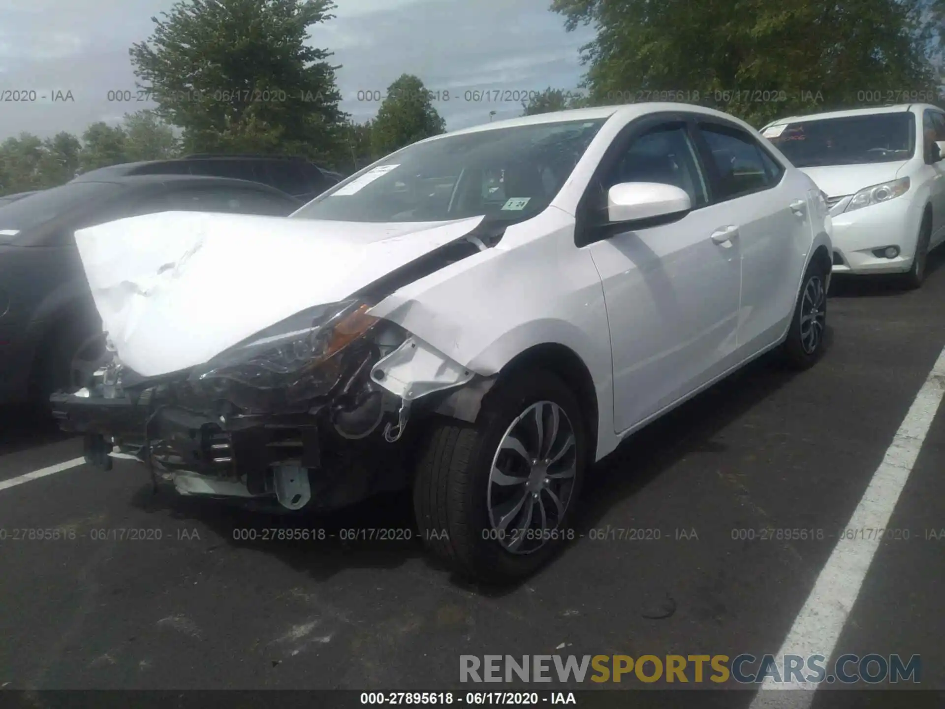 2 Photograph of a damaged car 2T1BURHE6KC154965 TOYOTA COROLLA 2019