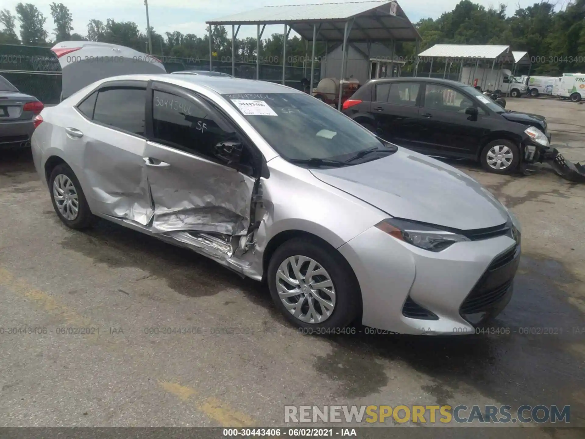 1 Photograph of a damaged car 2T1BURHE6KC155114 TOYOTA COROLLA 2019