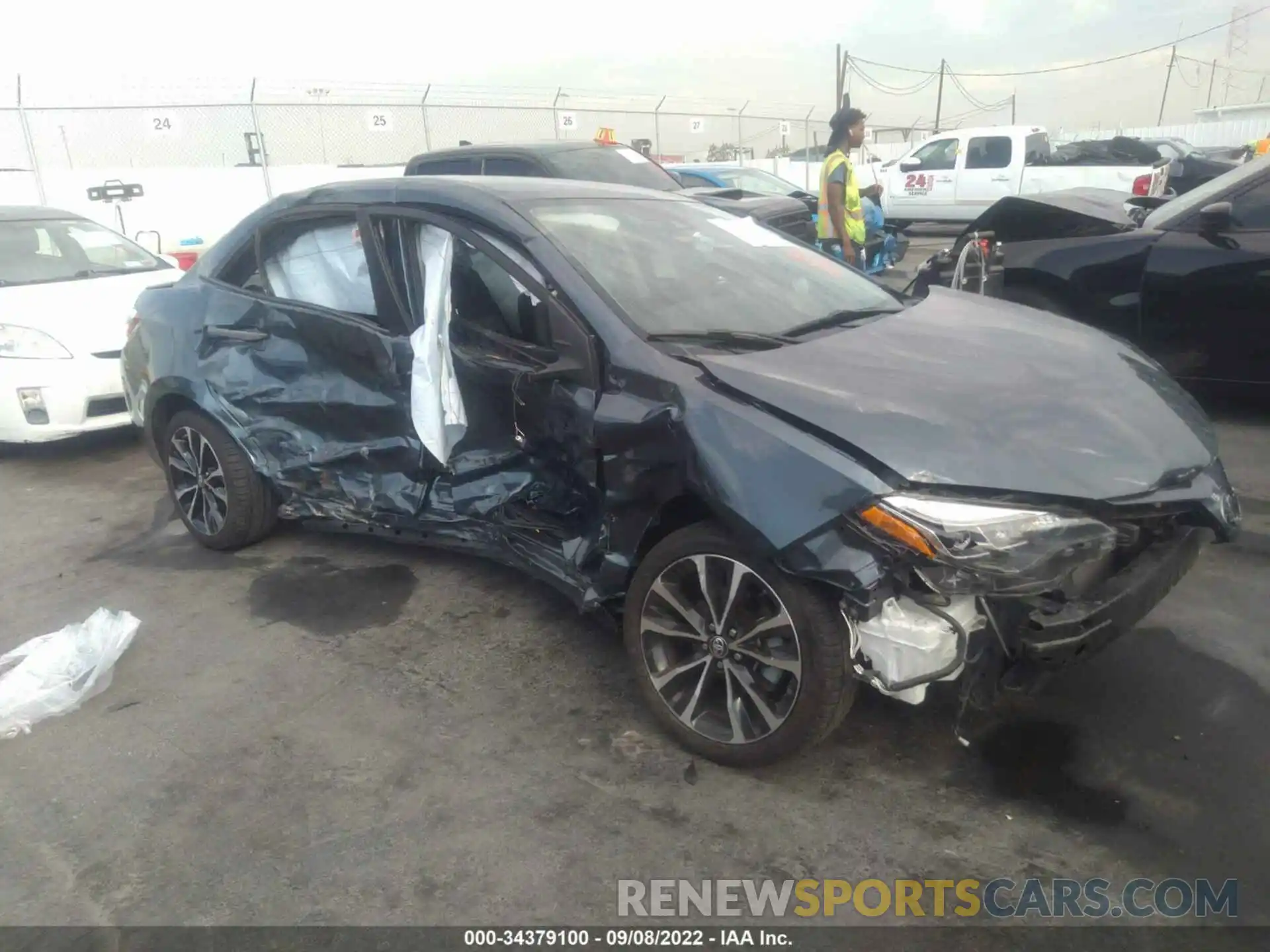 1 Photograph of a damaged car 2T1BURHE6KC155274 TOYOTA COROLLA 2019