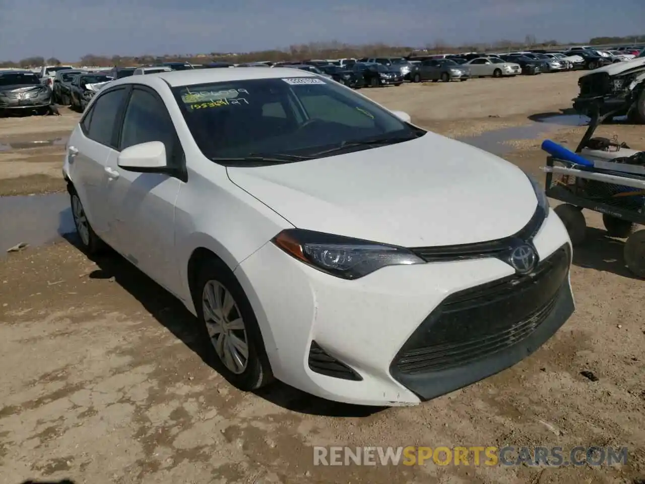 1 Photograph of a damaged car 2T1BURHE6KC155369 TOYOTA COROLLA 2019