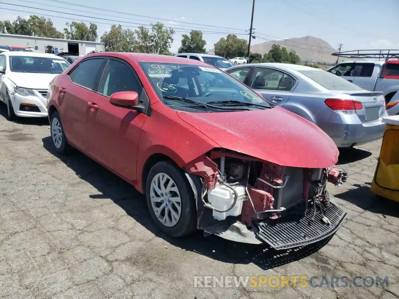 1 Photograph of a damaged car 2T1BURHE6KC155551 TOYOTA COROLLA 2019