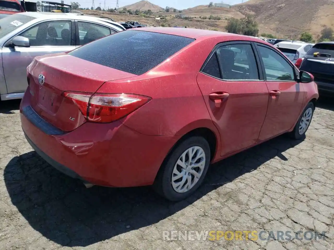 4 Photograph of a damaged car 2T1BURHE6KC155551 TOYOTA COROLLA 2019