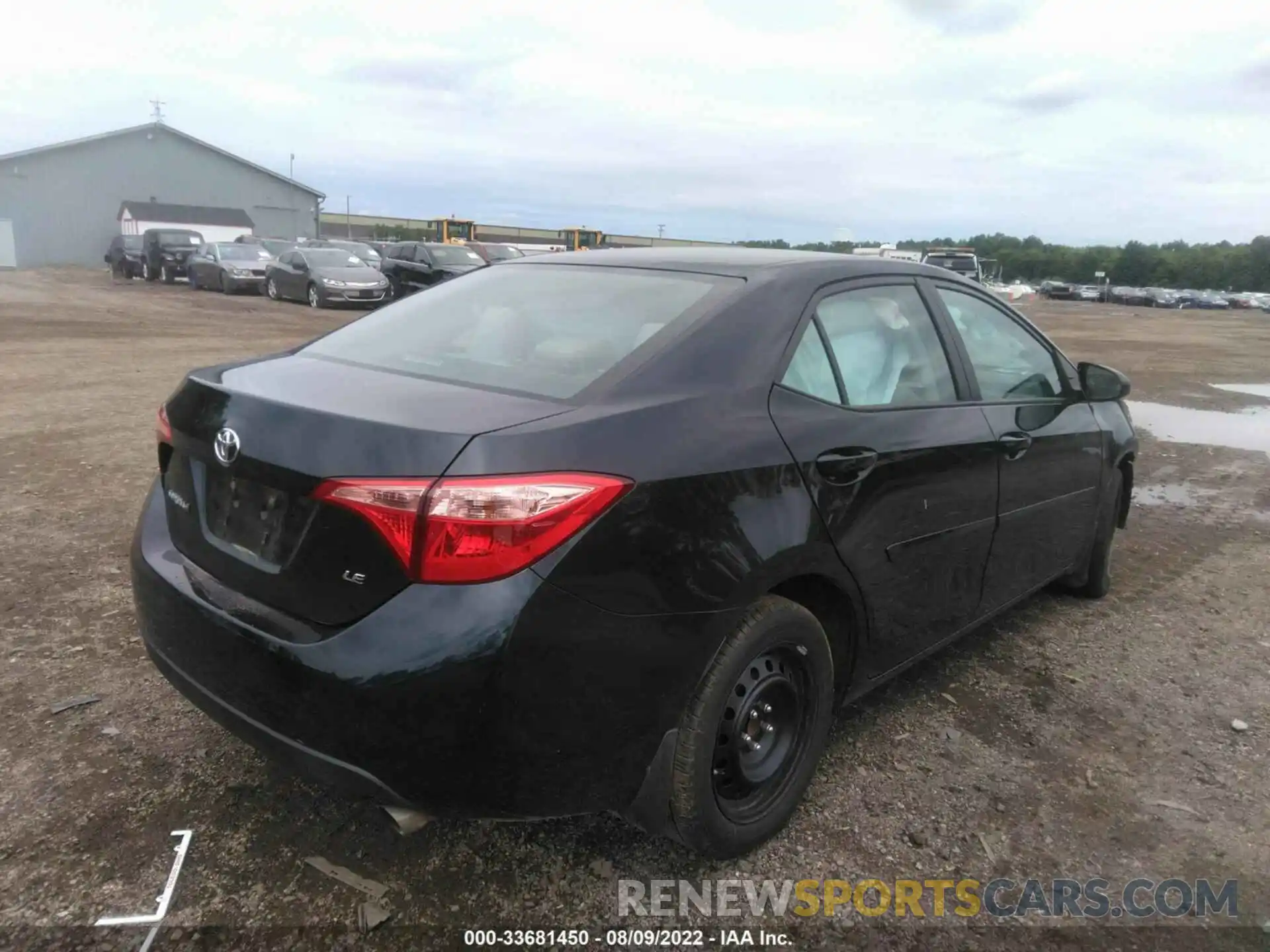 4 Photograph of a damaged car 2T1BURHE6KC156232 TOYOTA COROLLA 2019