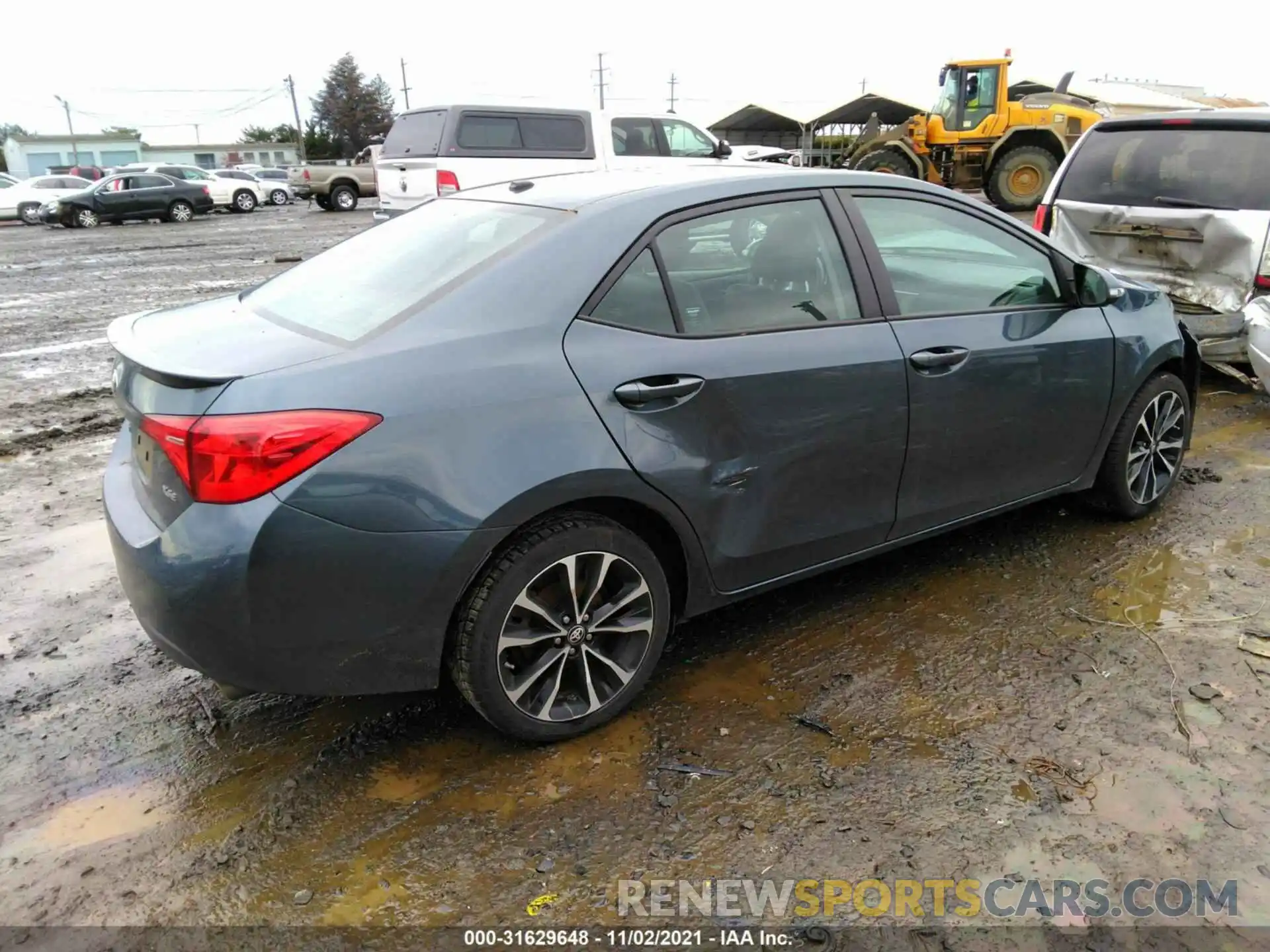 4 Photograph of a damaged car 2T1BURHE6KC156280 TOYOTA COROLLA 2019